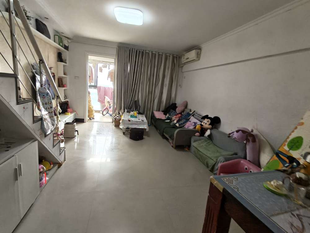 金地国际城A区 46平 精装两室 满两年 交通便利_5