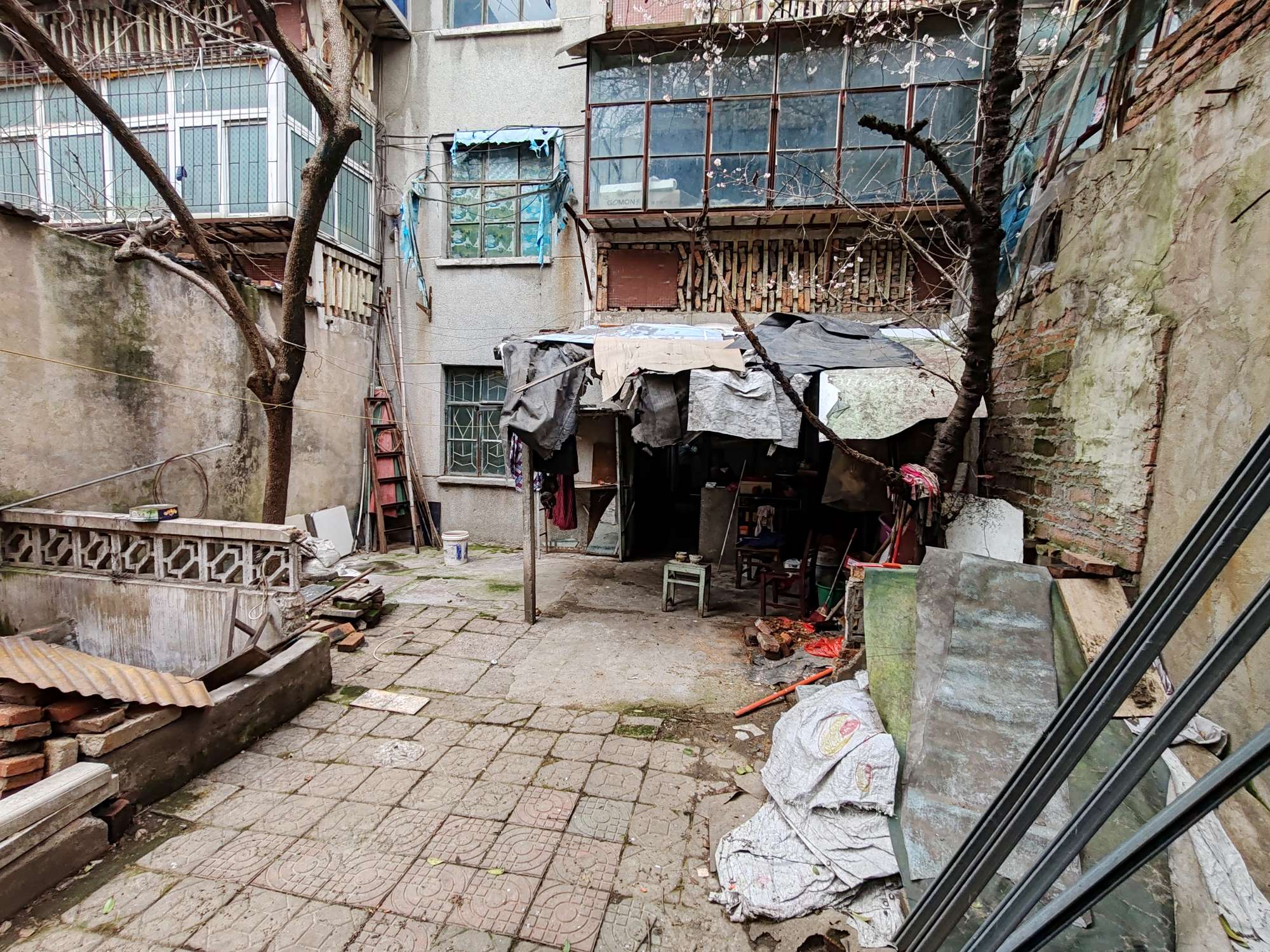 新社三村 43平 南向两室 简装 交通便利 随时看房_10
