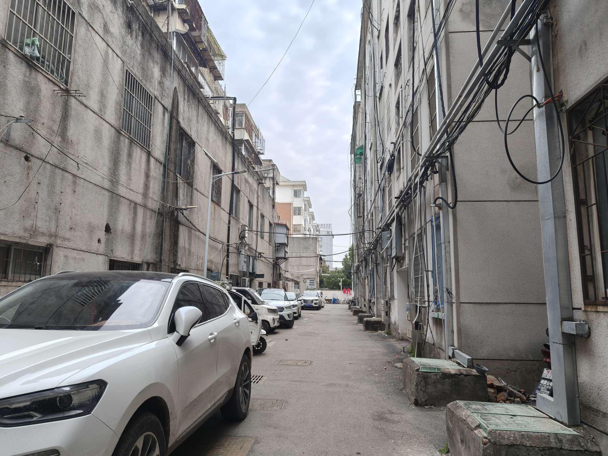 商海大厦 87平 南向三室 简装 随时看房_10