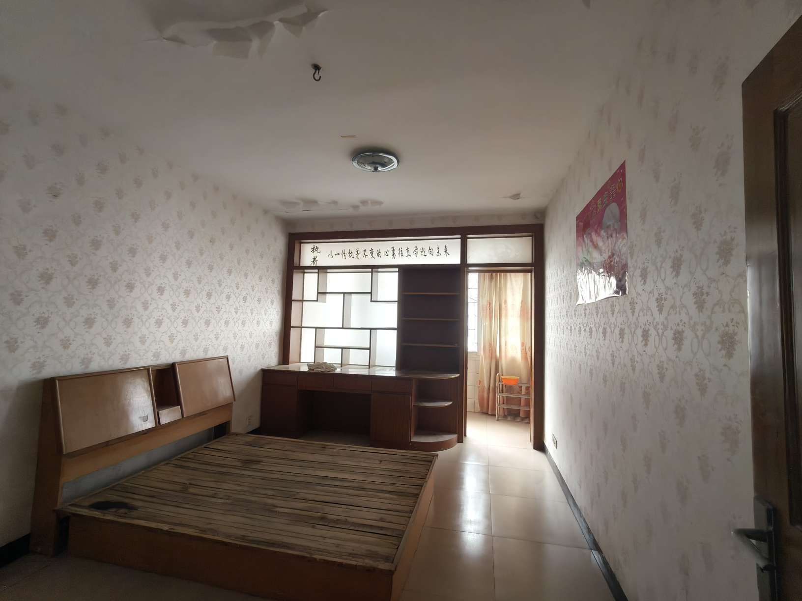 商海大厦 87平 南向三室 简装 随时看房_6