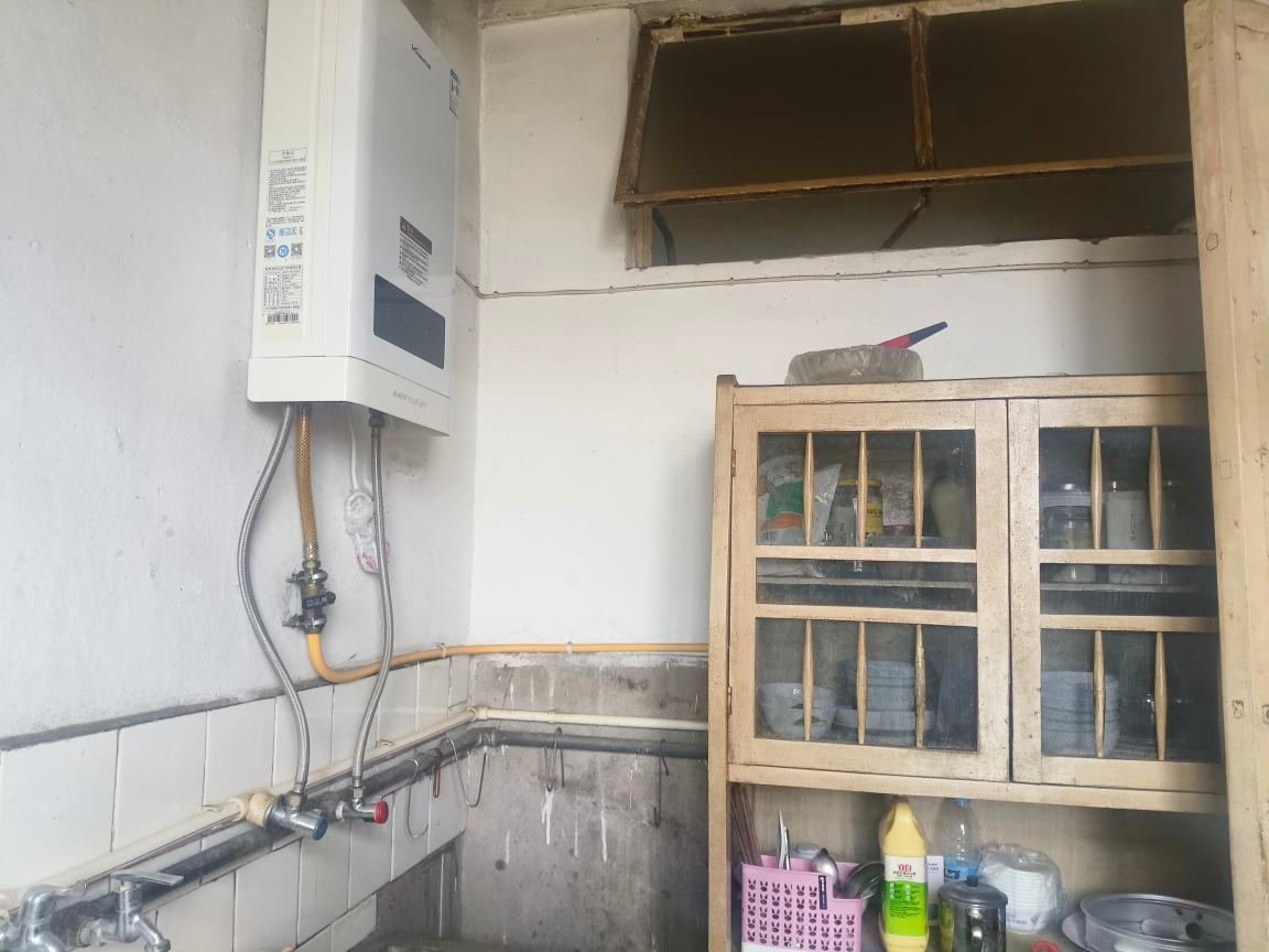 化建村 75平 三室两厅 满两年 普装 交通便利学区房_4