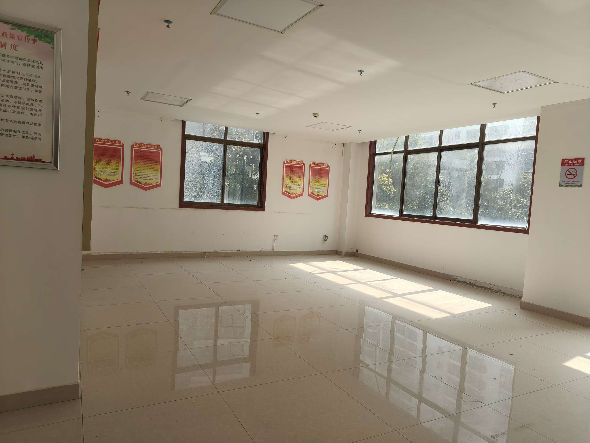 湖滨公园城 600平 精装旺铺 低单价 人流密集_2