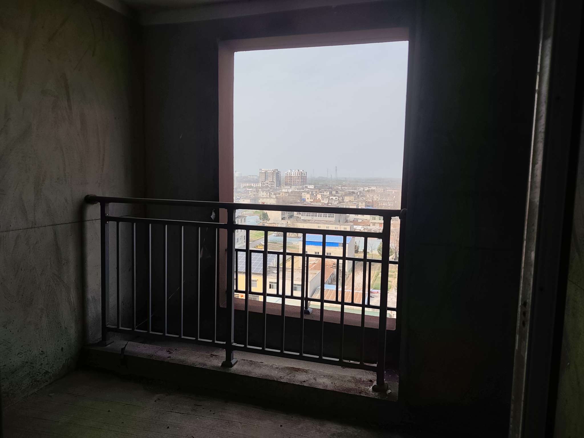 万盛阳光城市 103平 南向三居 交通便利 配套齐全_5