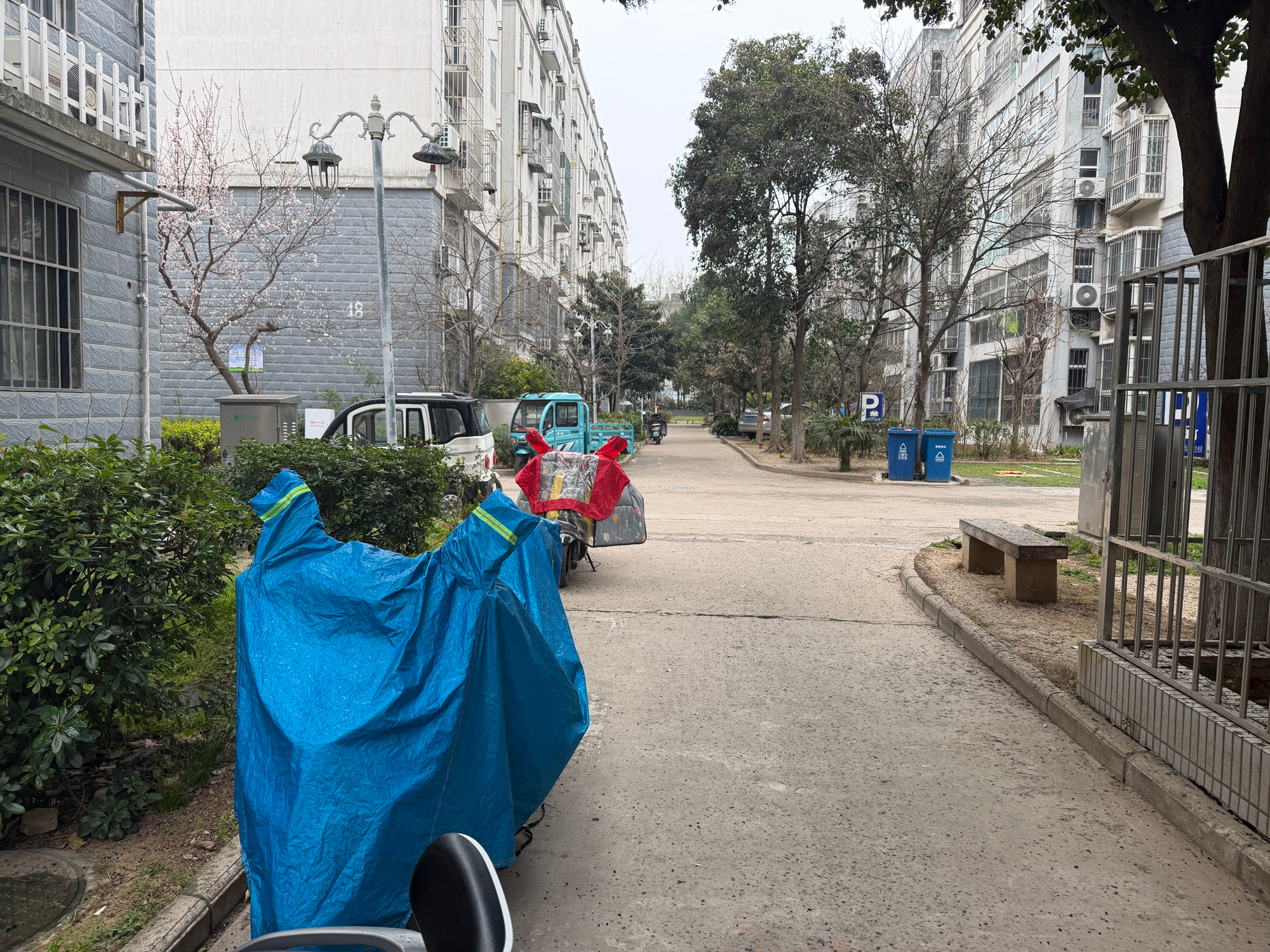 谢三村南区 98平 三室两厅 满两年 学区房 采光好_16