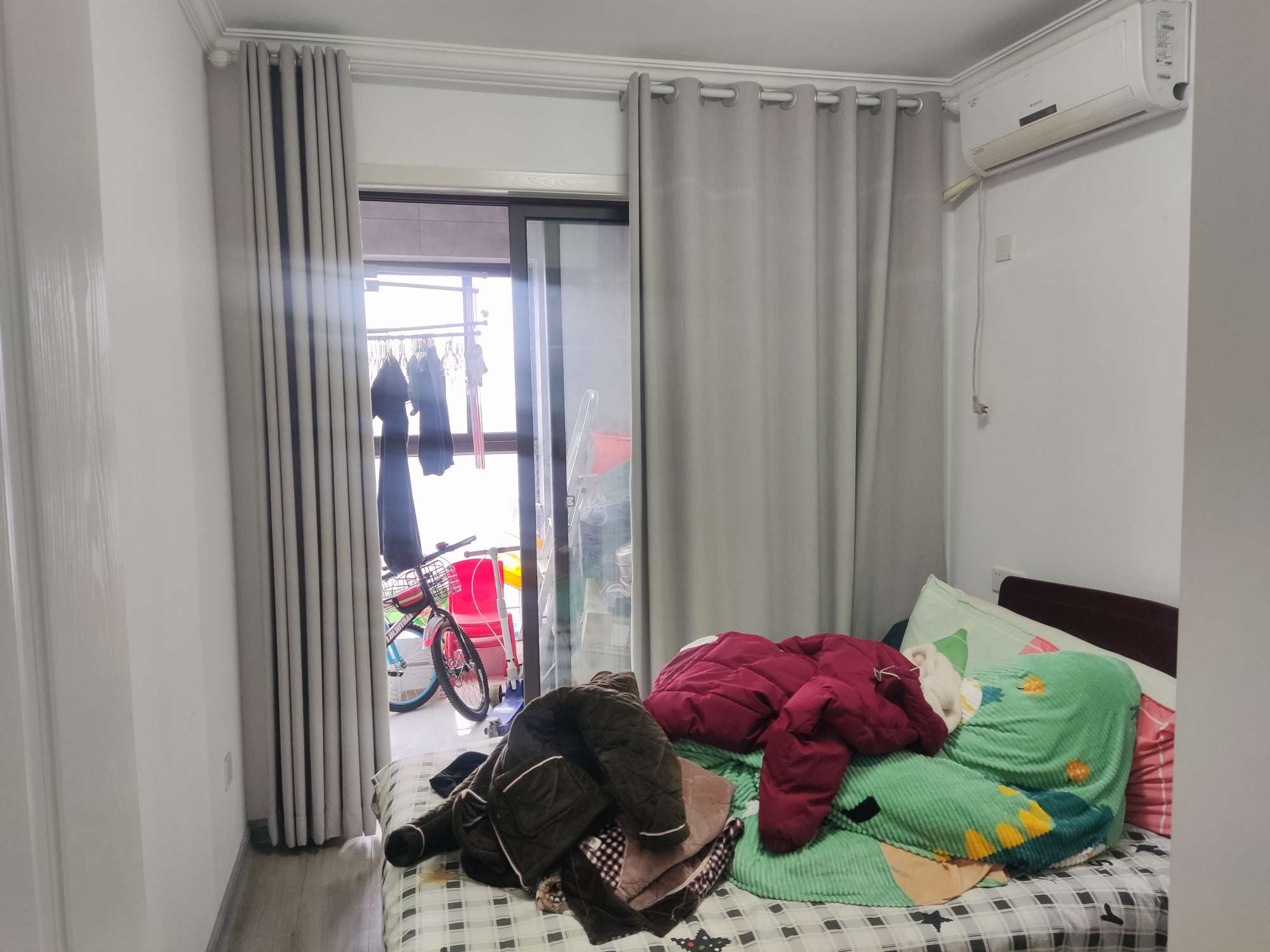 新城悦府一期 99平 精装三室 满两年 学区房 交通便利_8