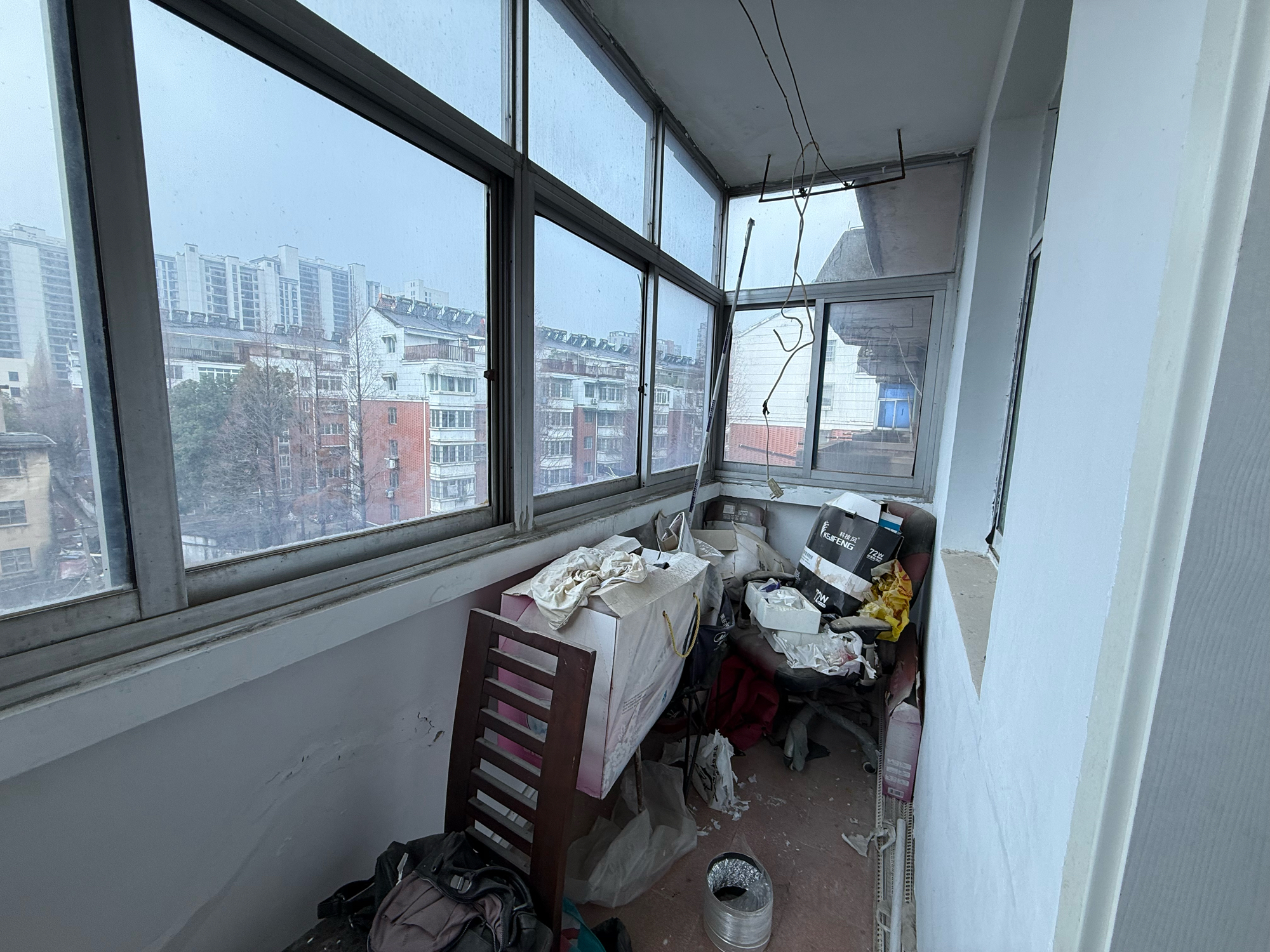 供电局72户 78平 南北通透三室 采光好 随时看房_8