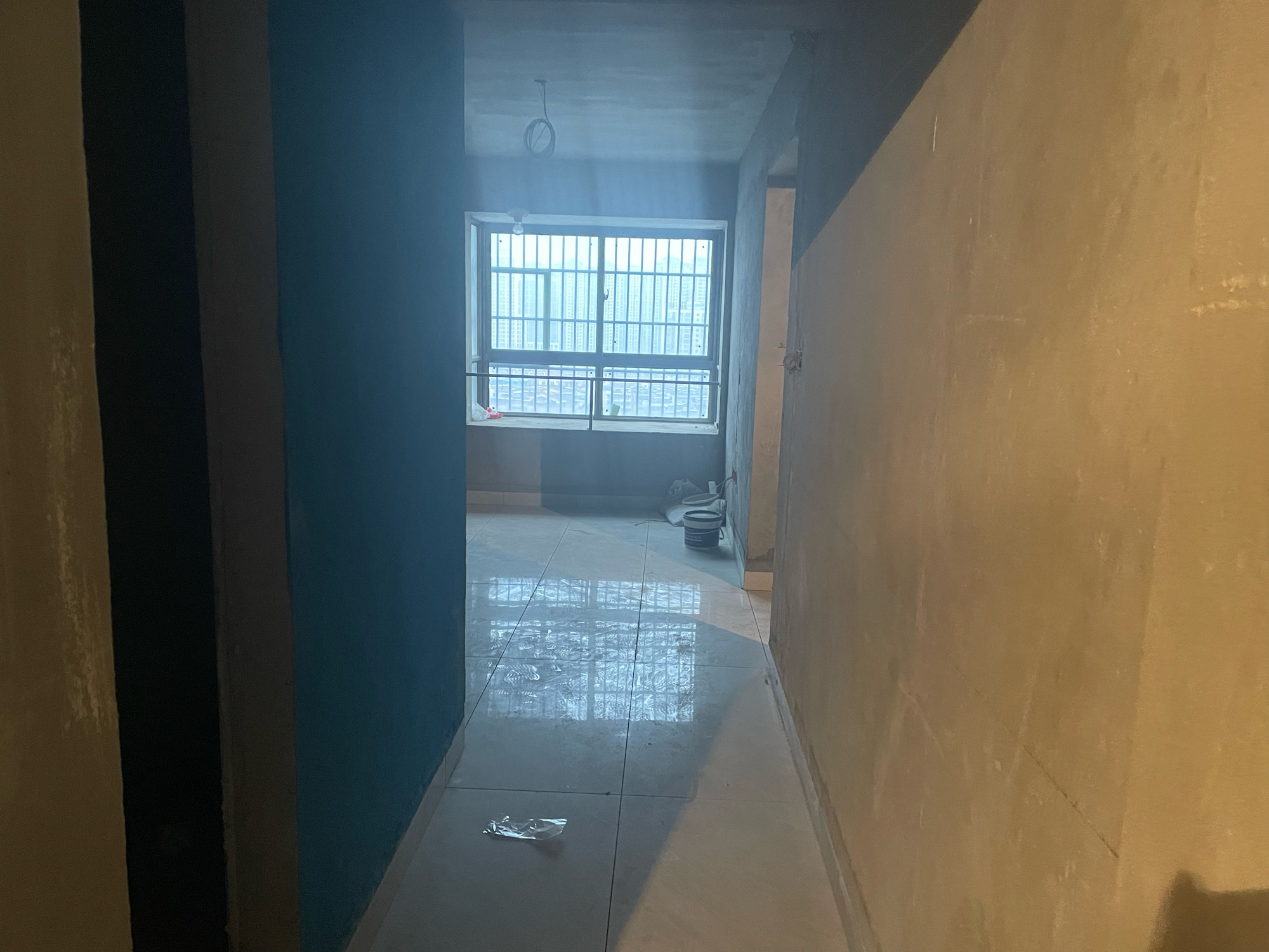 舜耕中都 89平 两室两厅 交通便利 满两年 简装_2