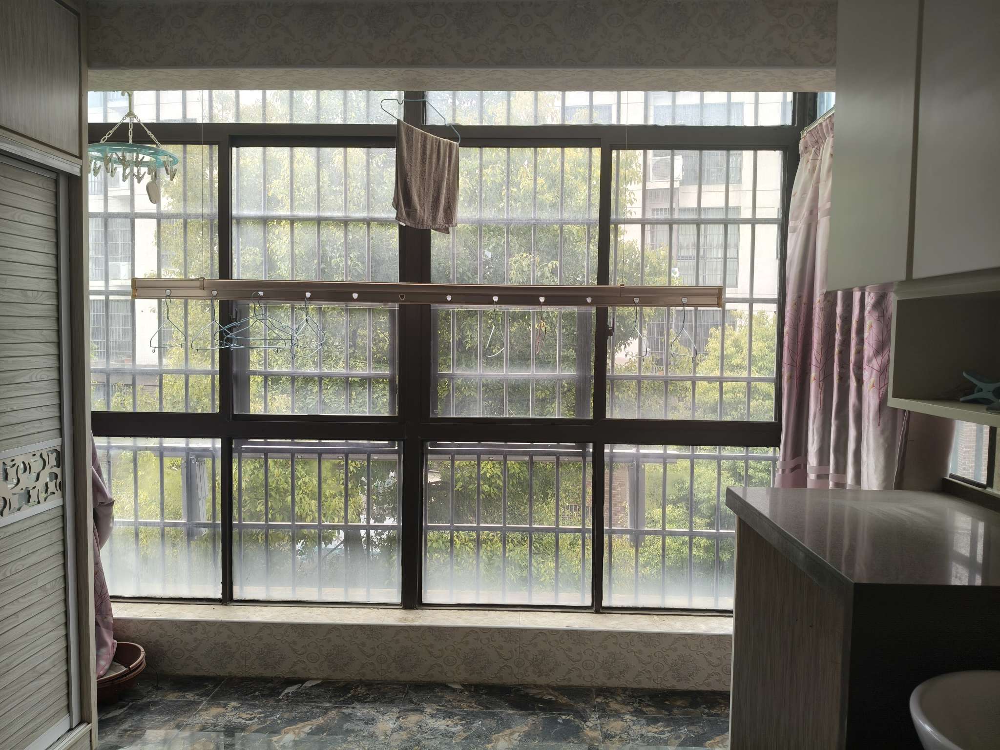 金地月伴湾三室两厅精装修出售证满两年_12