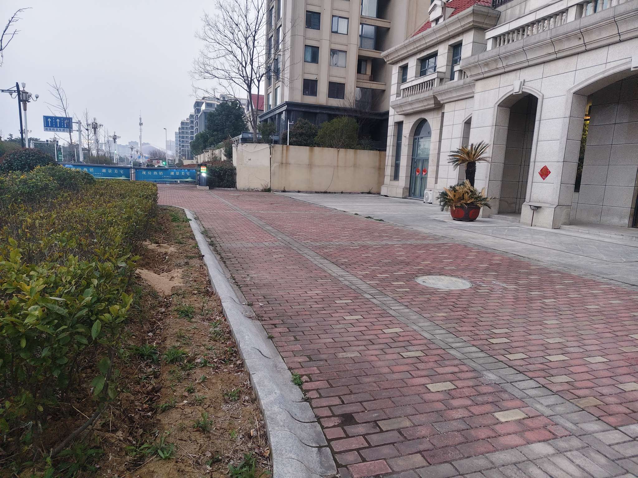 山南新区 650平精装商铺 优质地段交通便利_10