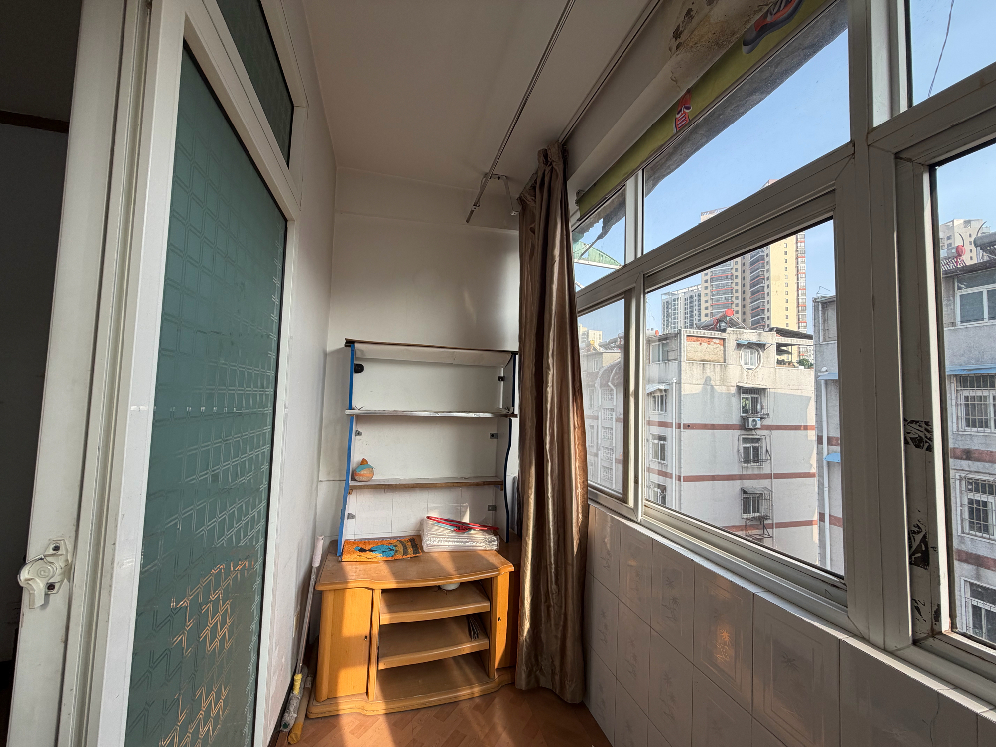 市场新村 90平 四室两厅 学区房 配套齐全 普装出租_9