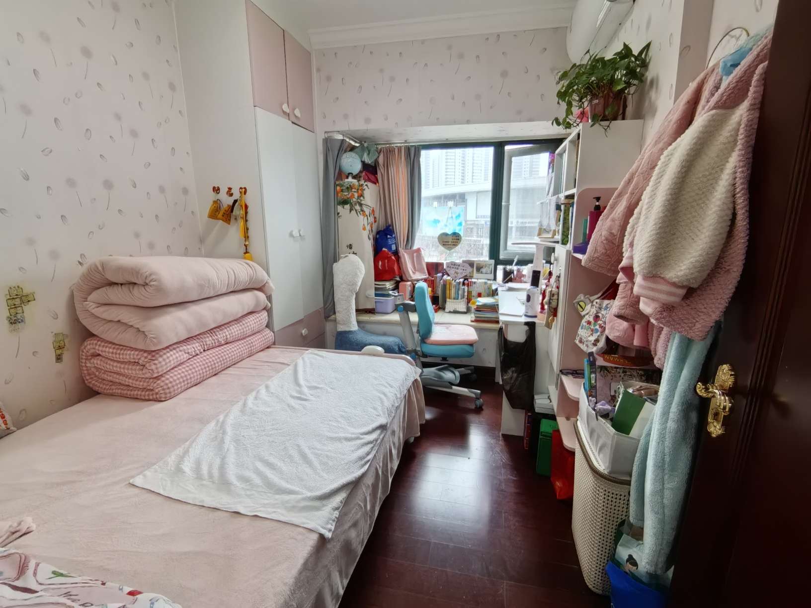恒大绿洲 105平 精装三室 学区房满两年 配套齐全_4