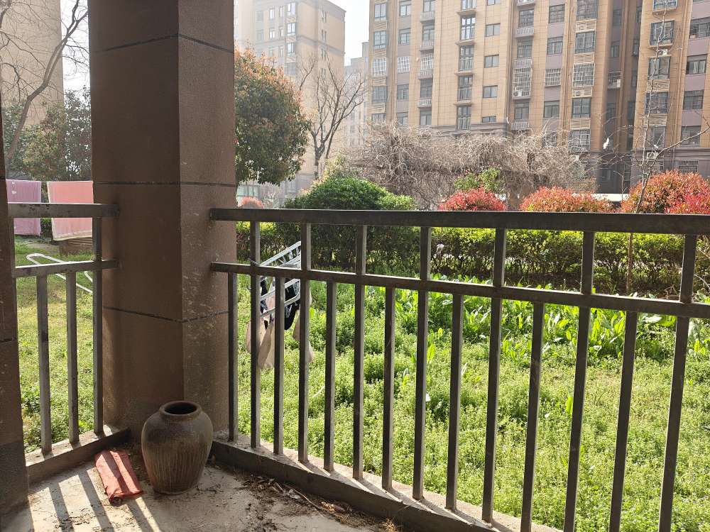 玫瑰苑小区 103平 南北通透三室 满五唯一 交通便利_6