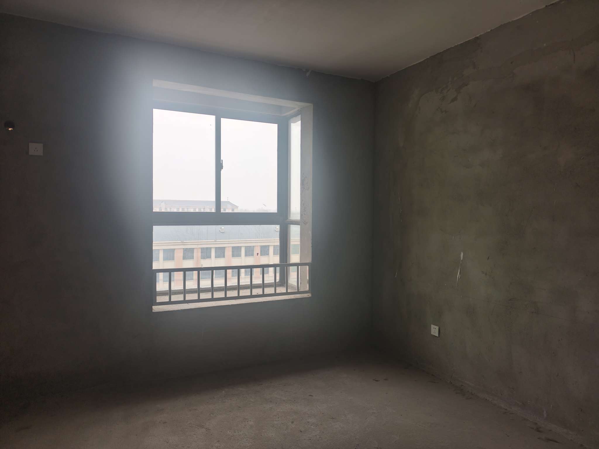 泰府名邸 100平 南向三室两厅 毛坯高楼层 随时看房_4