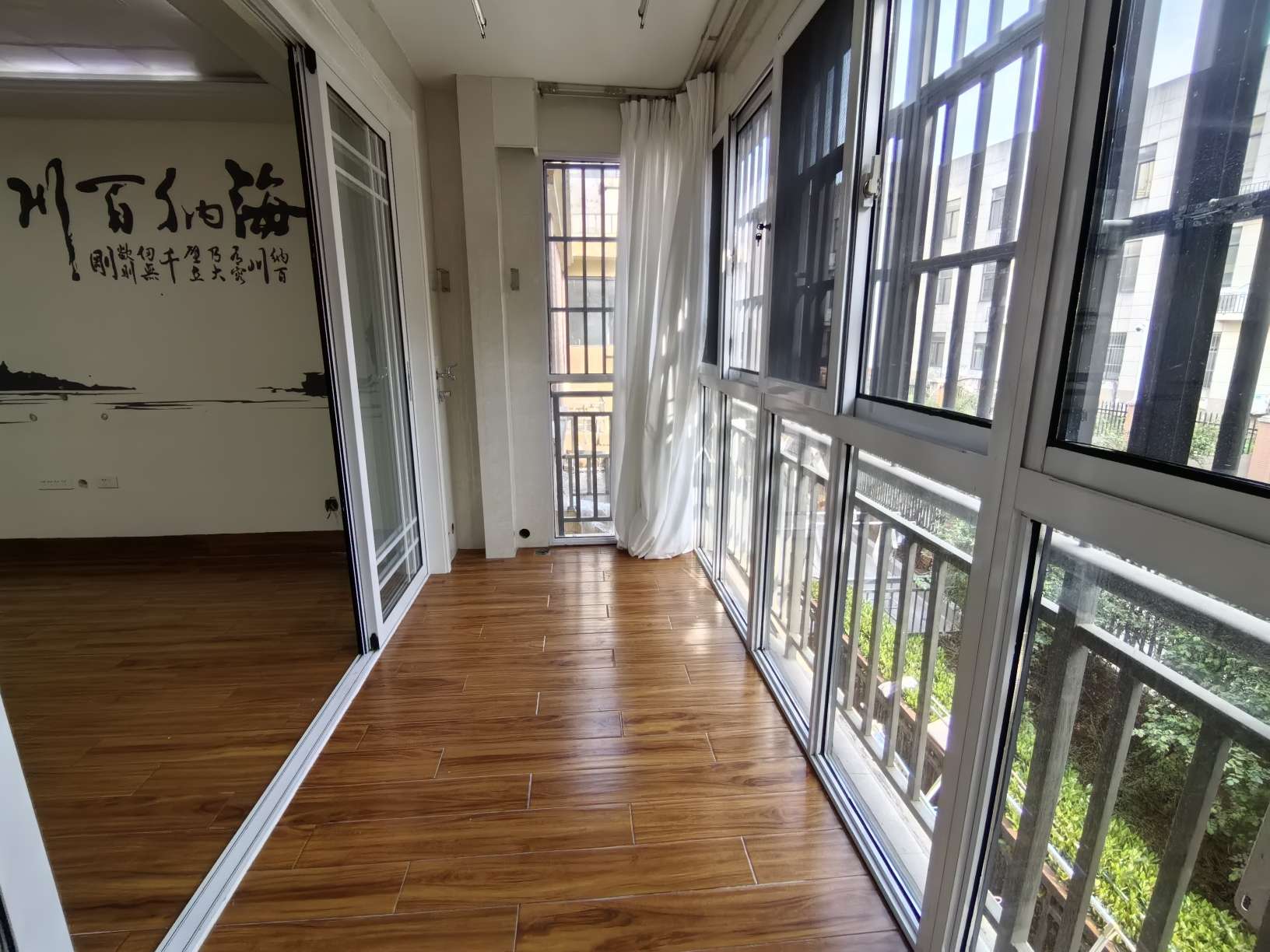 泉山湖龙湾三室两厅精装修吉房出售，退台洋房，带地下室_6