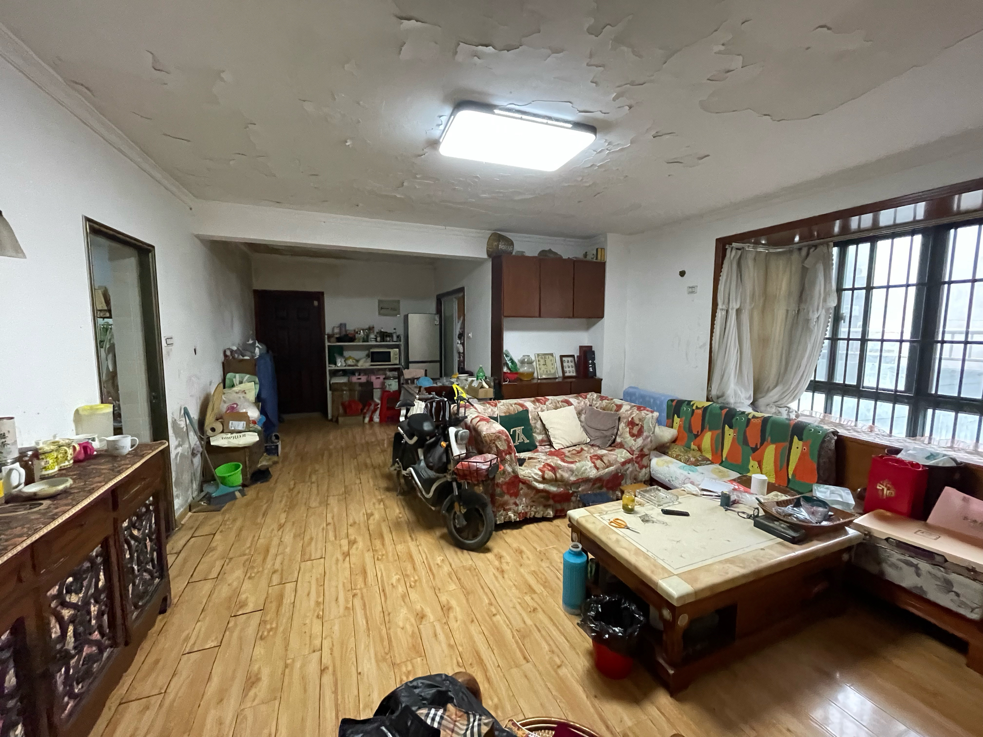 紫金时代广场 118平 三室两厅 满两年 2033元/平 交通便利_3
