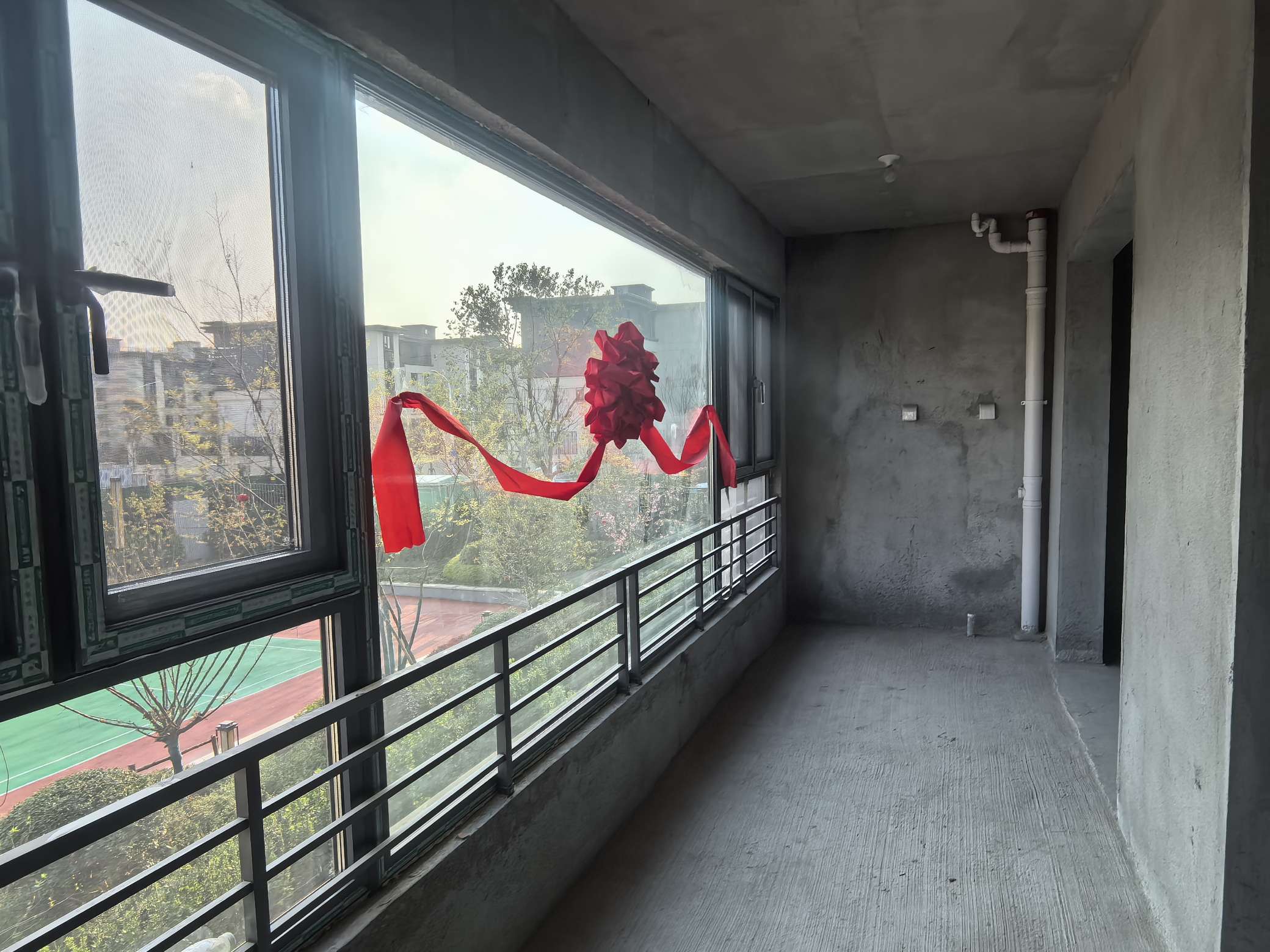 雍荣府 151平 南北通透三室二厅 学区房 毛坯出售_8