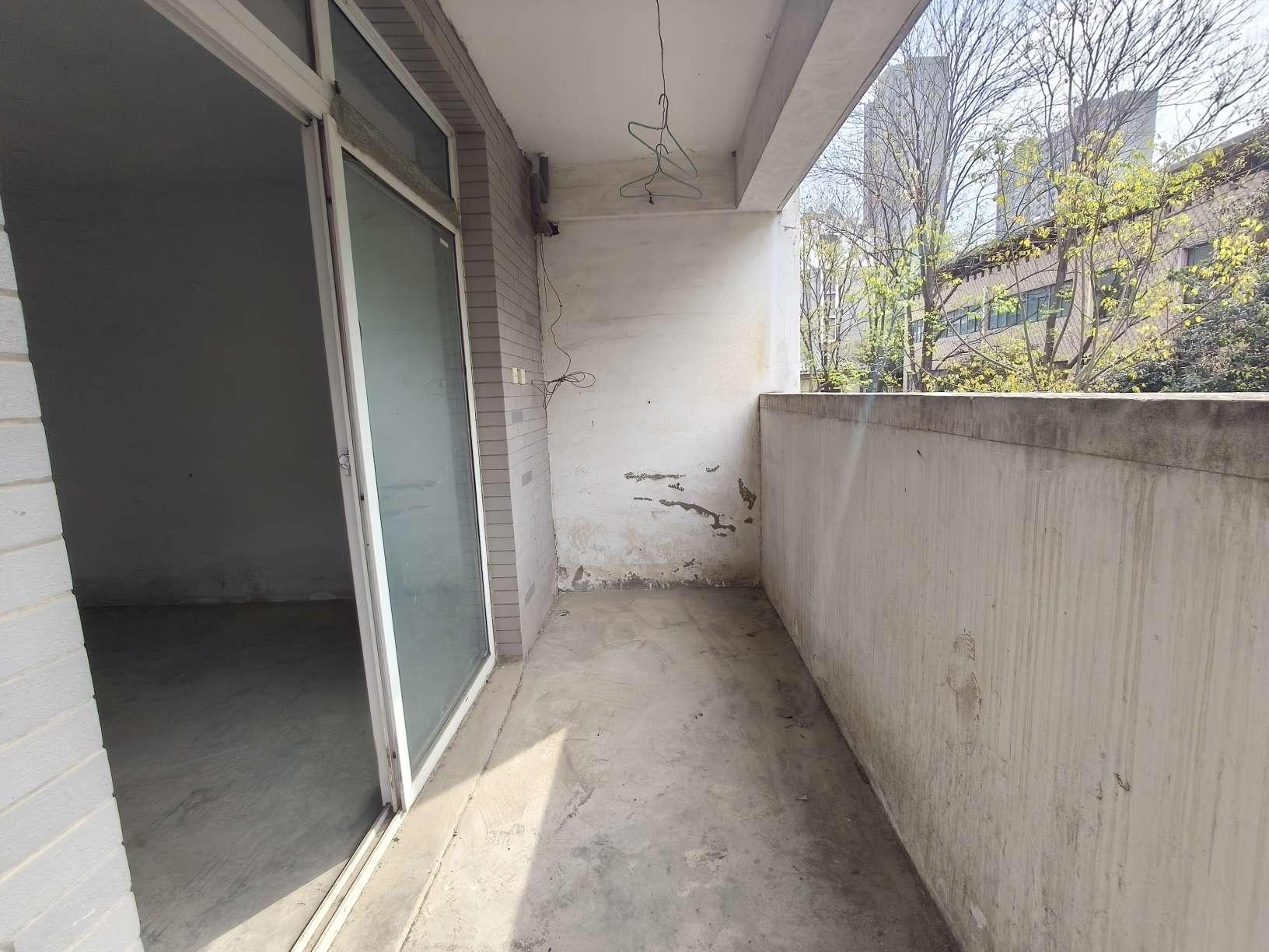 卧龙山庄西区 94平 南向三室 毛坯 交通便利配套全_13