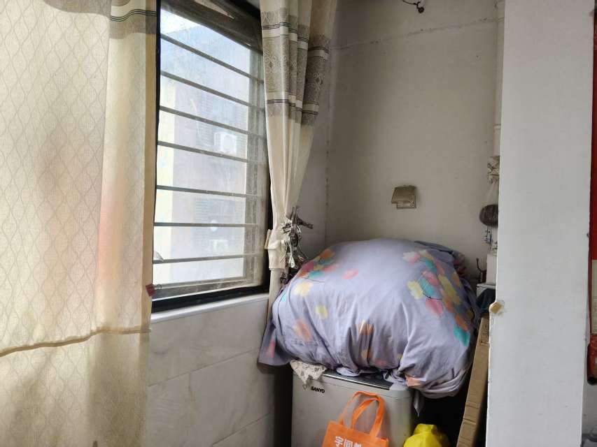中央美域 41平精装一室 南向采光好 满两年学区房_8