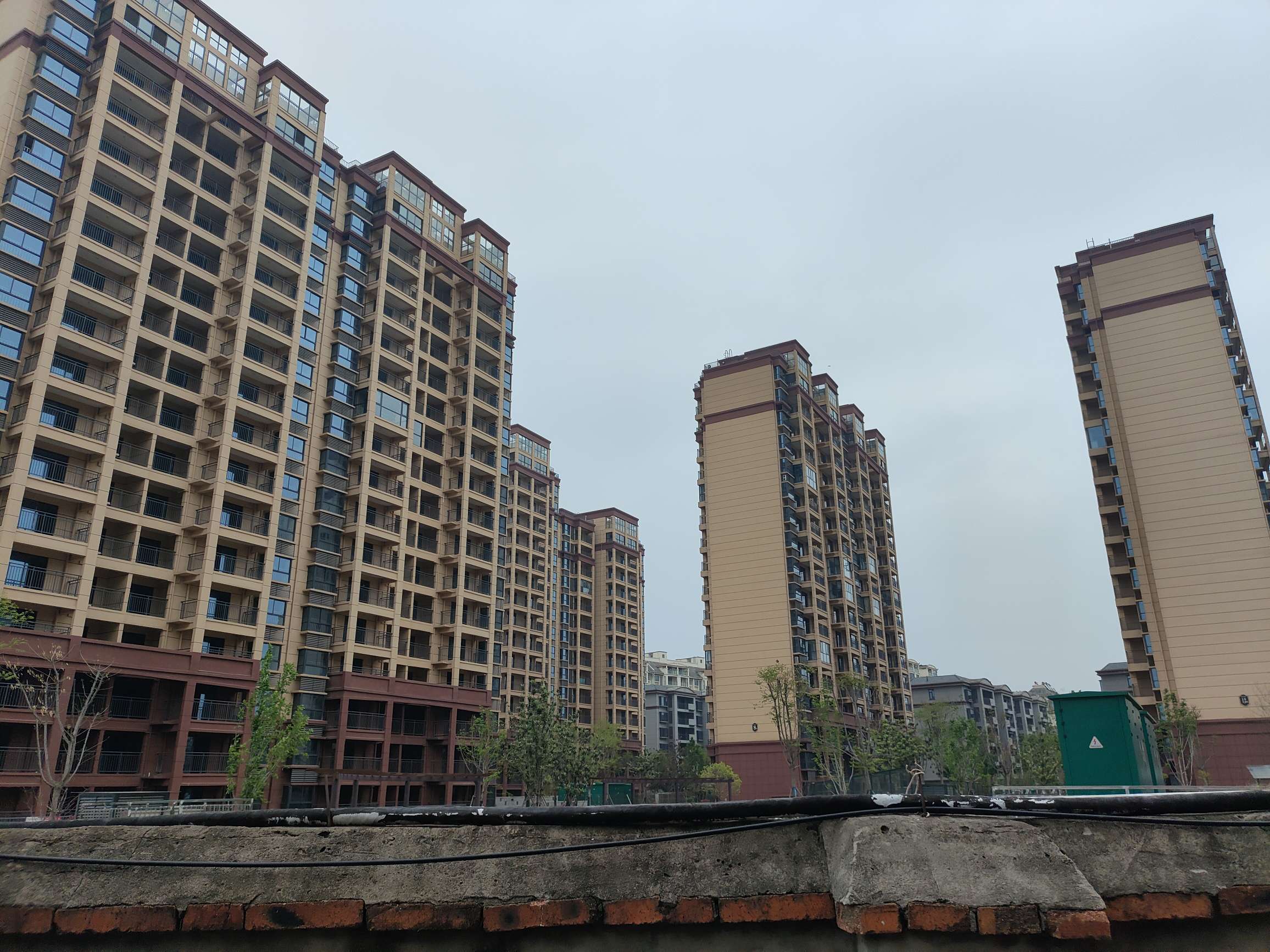 泰府名邸 104平精装三室 交通便利 学区房 配套齐全_9