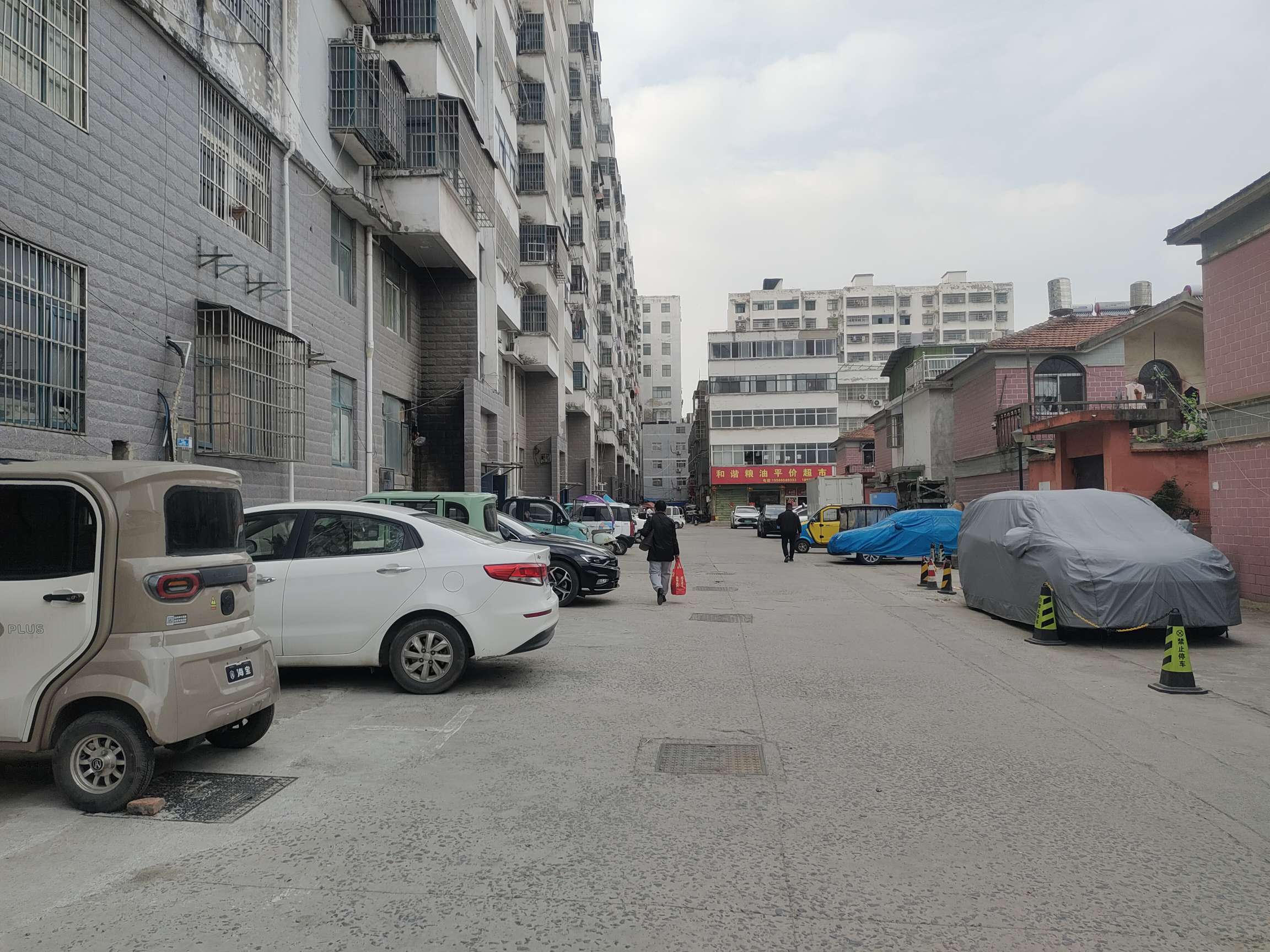 和谐家园 110平 东向三室 学区房 交通便利 随时看房_9