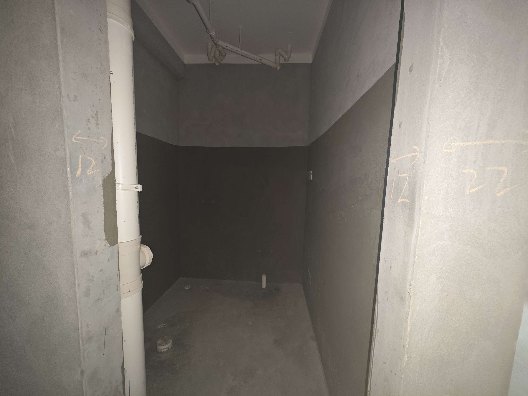 山南国宾府 171平 南北通透三室两厅 满两年 毛坯房_10