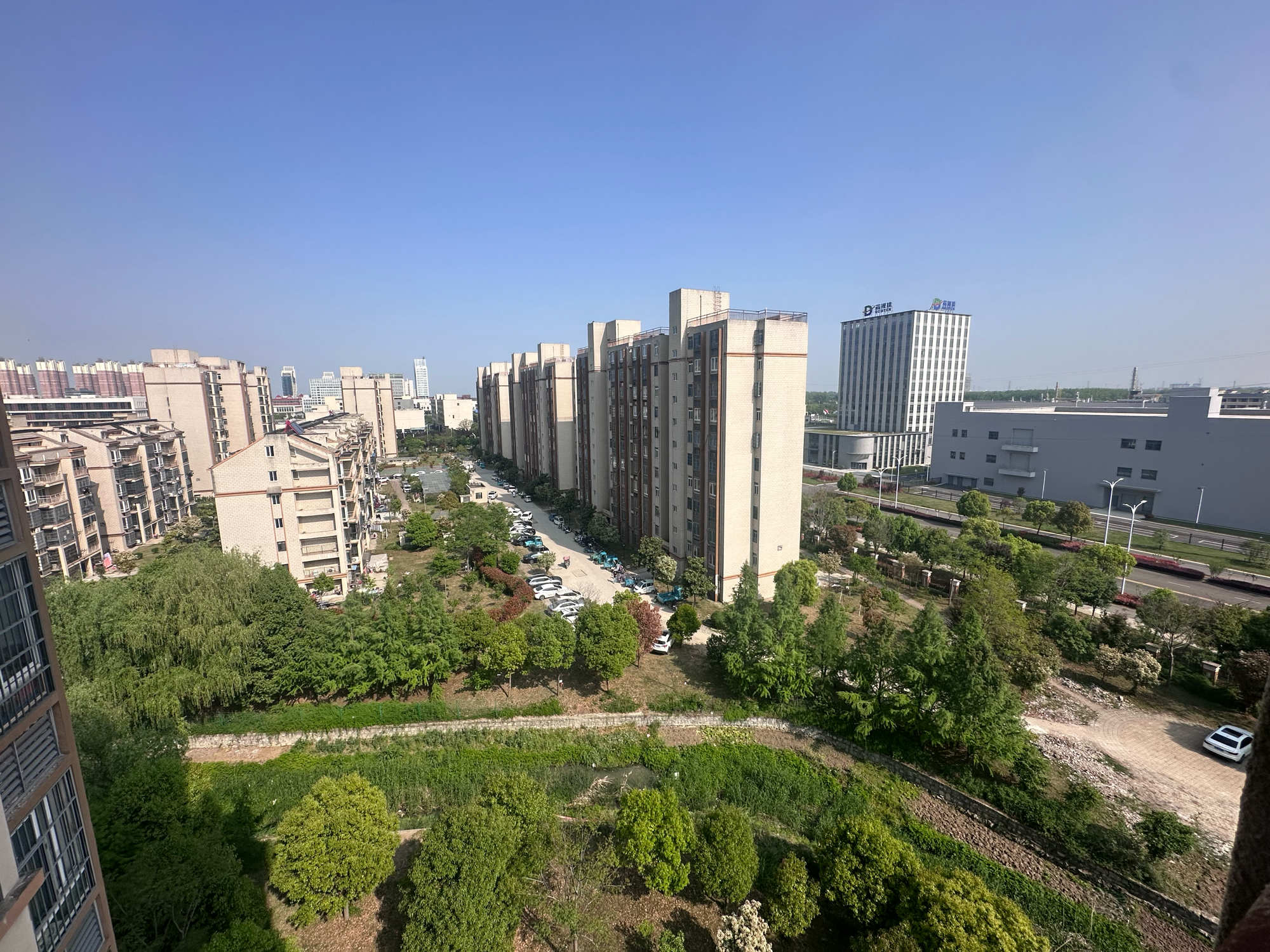 玉兰苑 99平 三室两厅 毛坯通透 交通便利_9