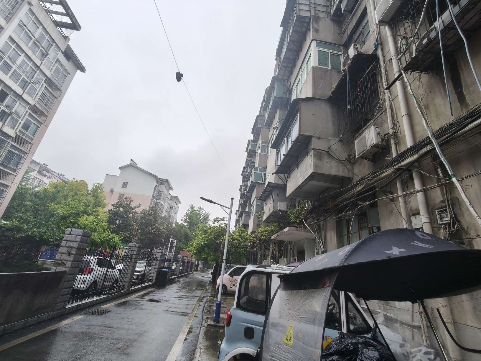 白云商业楼二层两室一厅普装_11