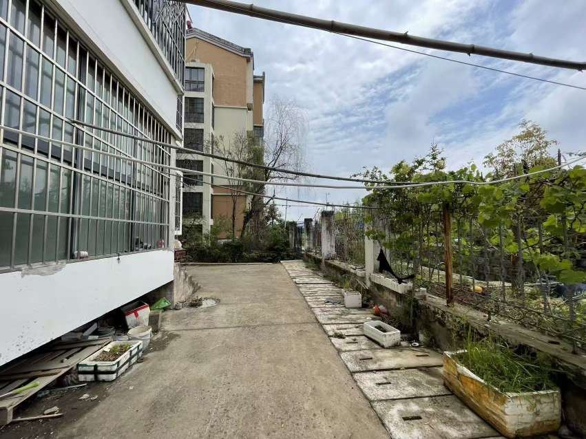 半山观邸 93平 两室两厅 学区房 配套齐全 采光好 普装_10