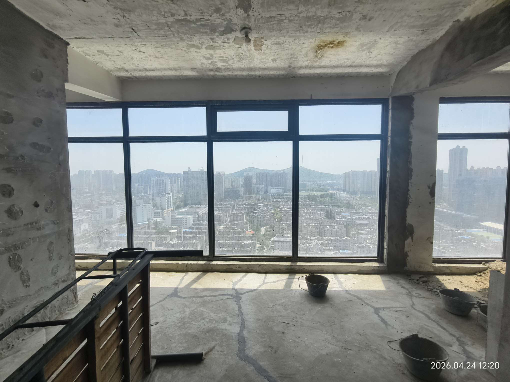 家乐福 98平 南向两室两厅 学区房 毛坯 随时看房_3