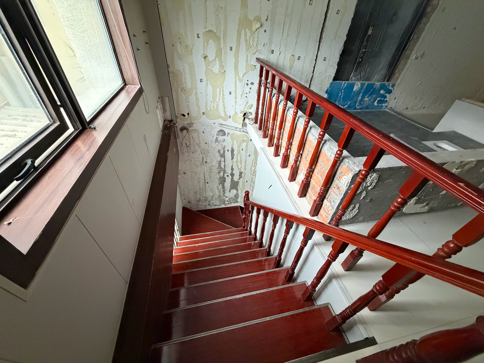 西湖天地 85平临街旺铺 交通要塞 有上下水带停车位_11