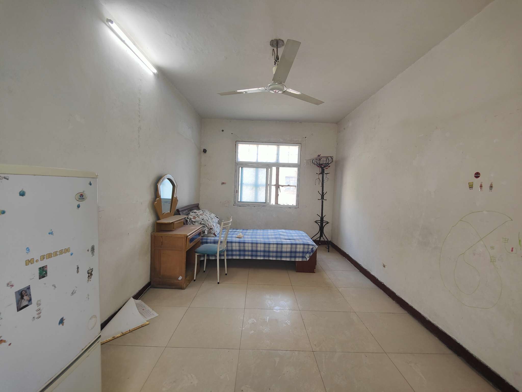 水泥厂支架村 50平 两室一厅 满两年 交通便利 简装好房_3