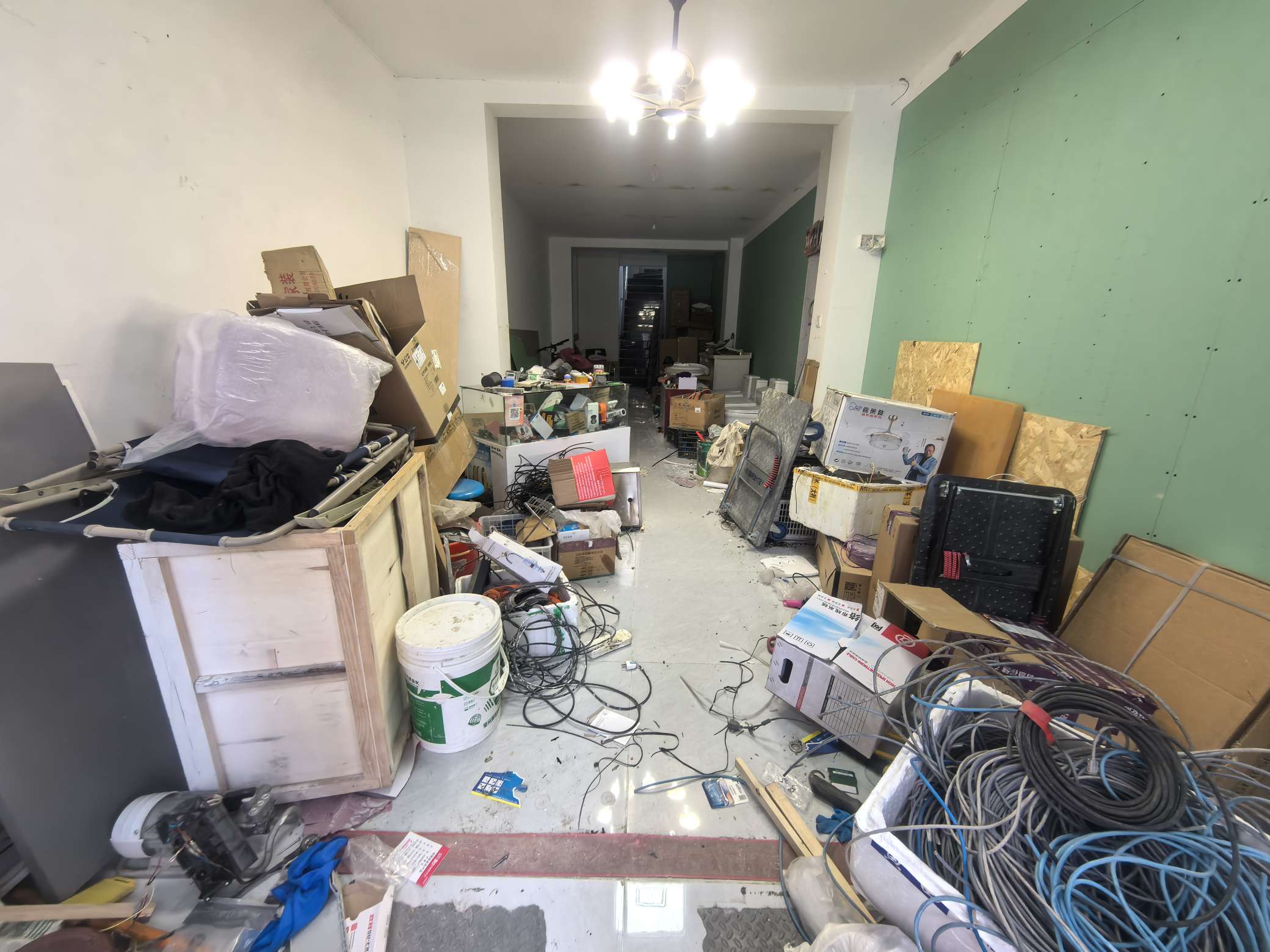 金科山水墅 75平临街旺铺 优质地段 人流密集 简装出租_8