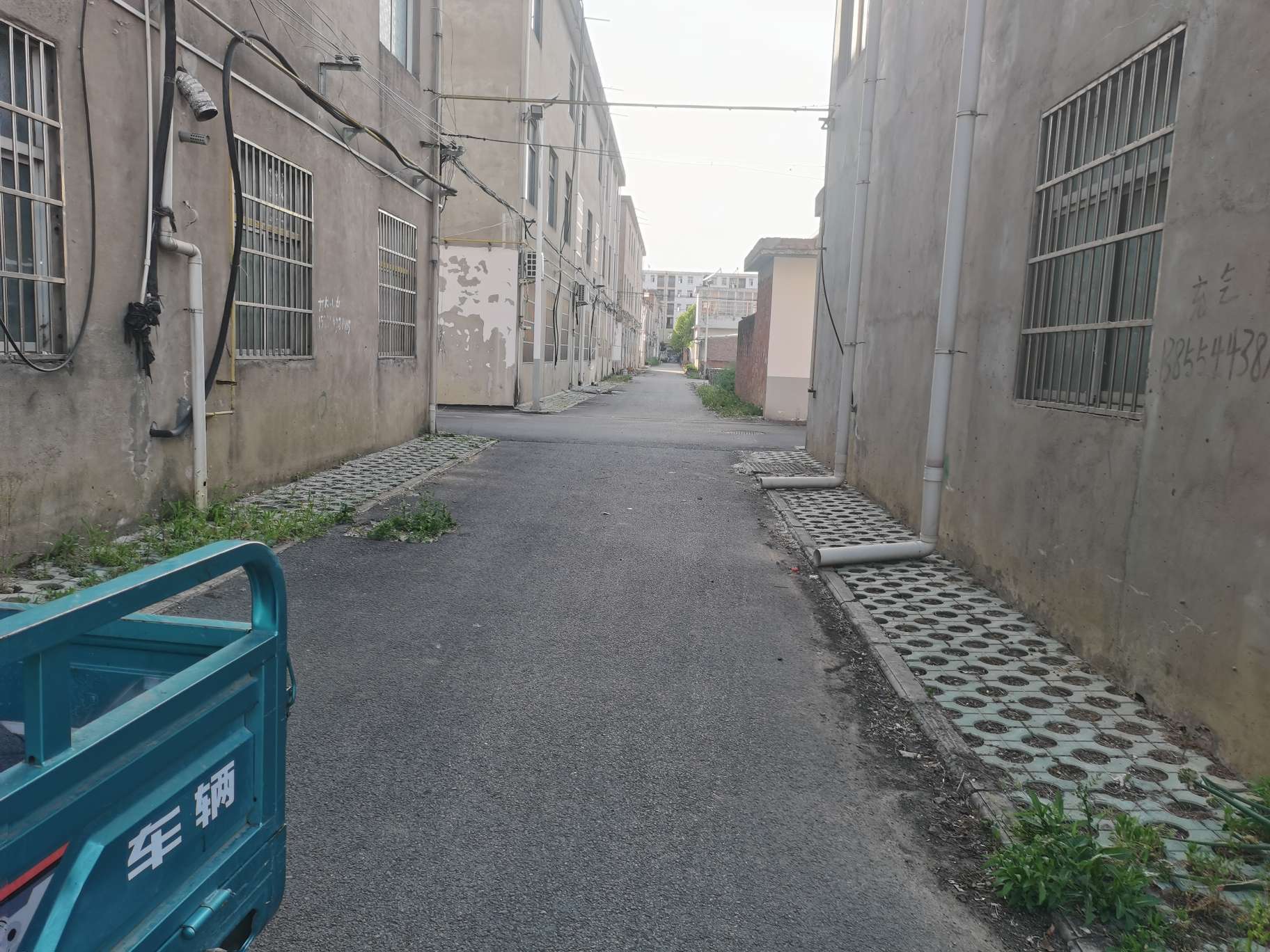 刘龙社区 100平 南向两室一厅 交通便利 采光好 毛坯_7