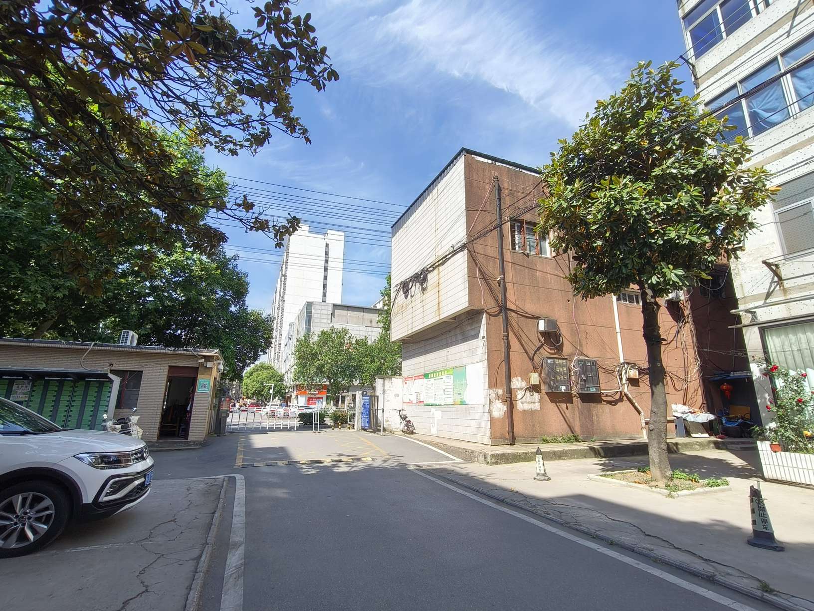 谢二中村文明小区 57平 南向两室 简装 配套齐全_8