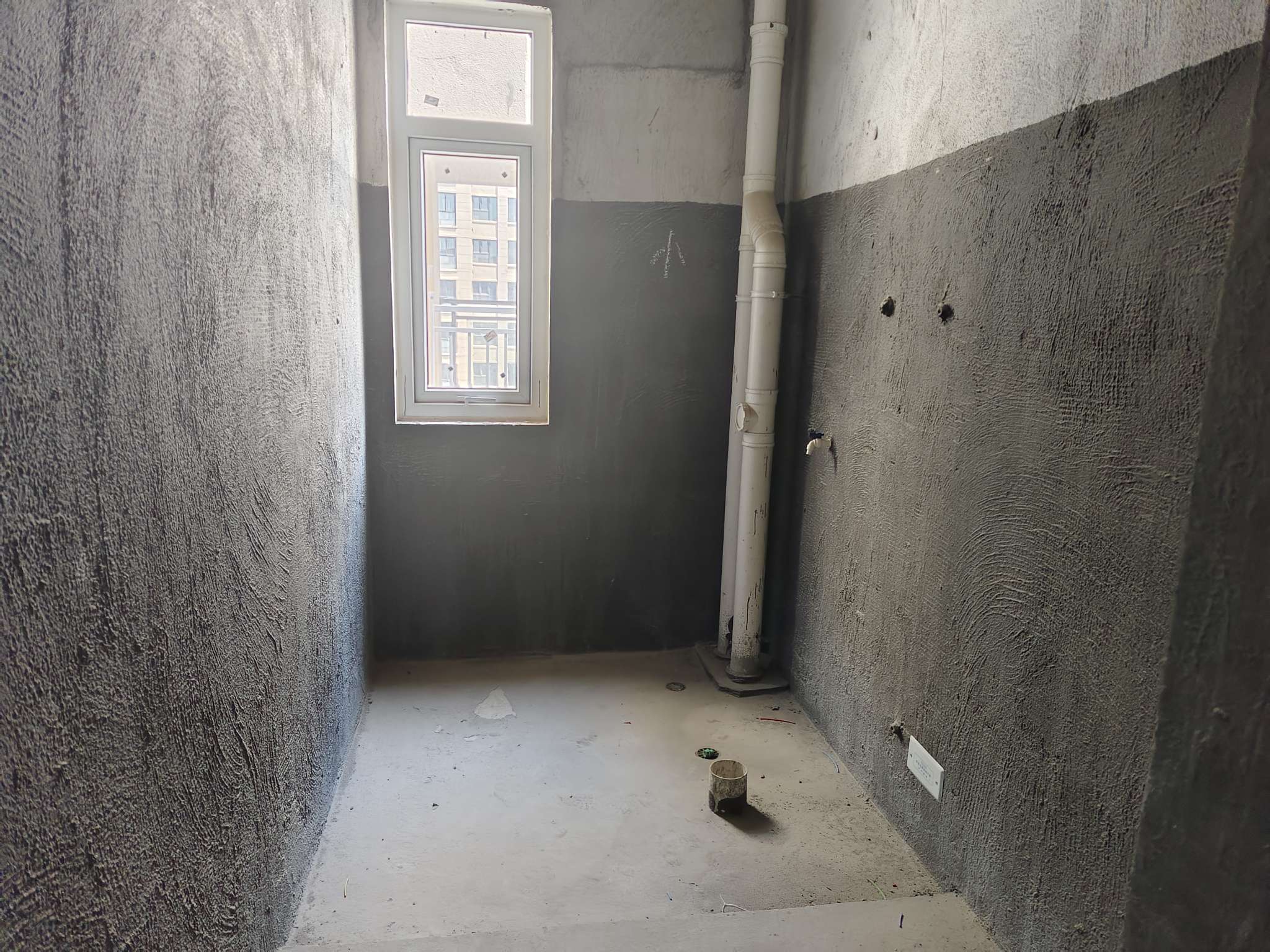网云小镇 102平三室一厅 南向毛坯 学区房环境好_8