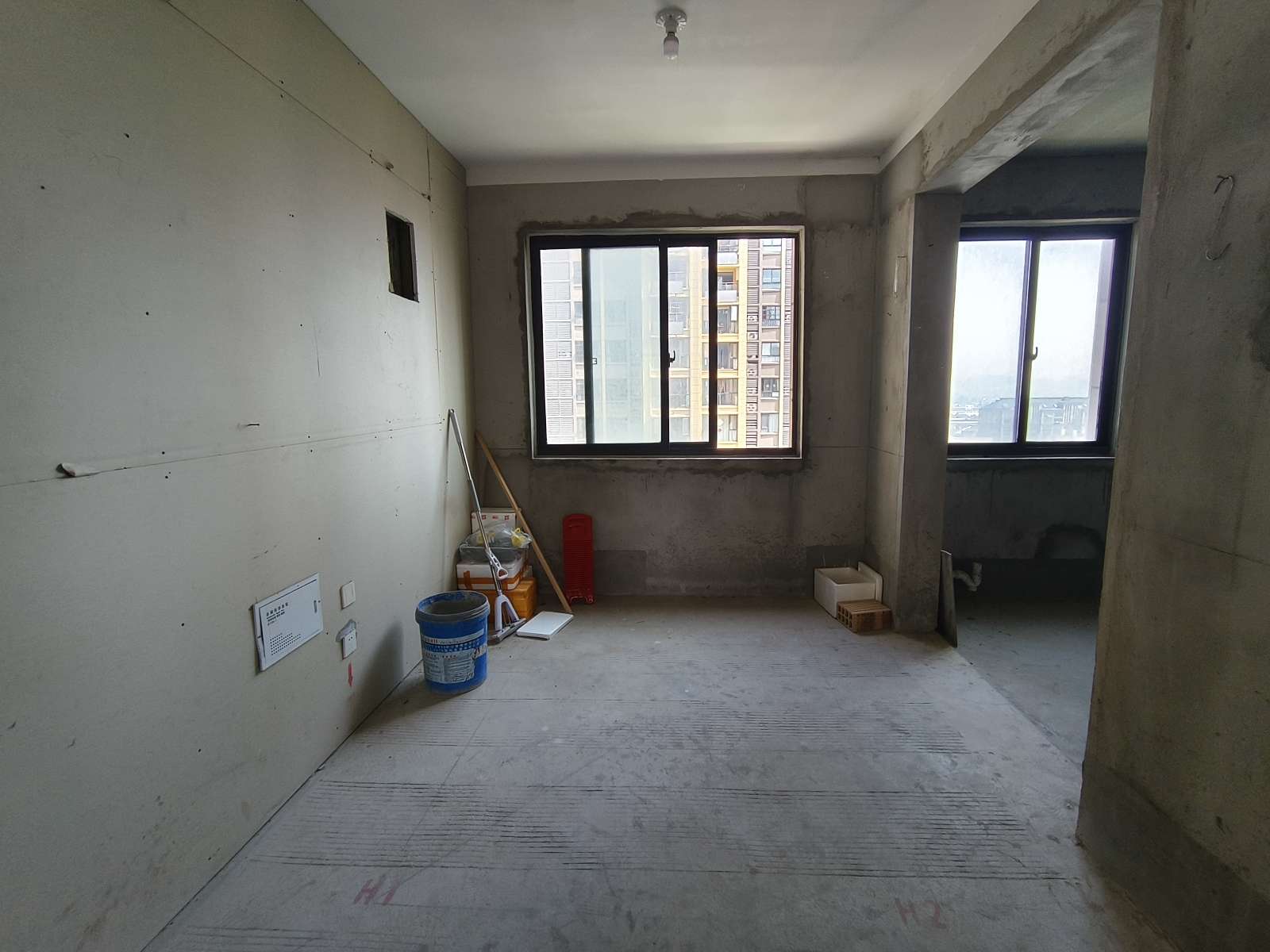 明珠佳园 132平 四室两厅 满两年 交通便利 学区房_12