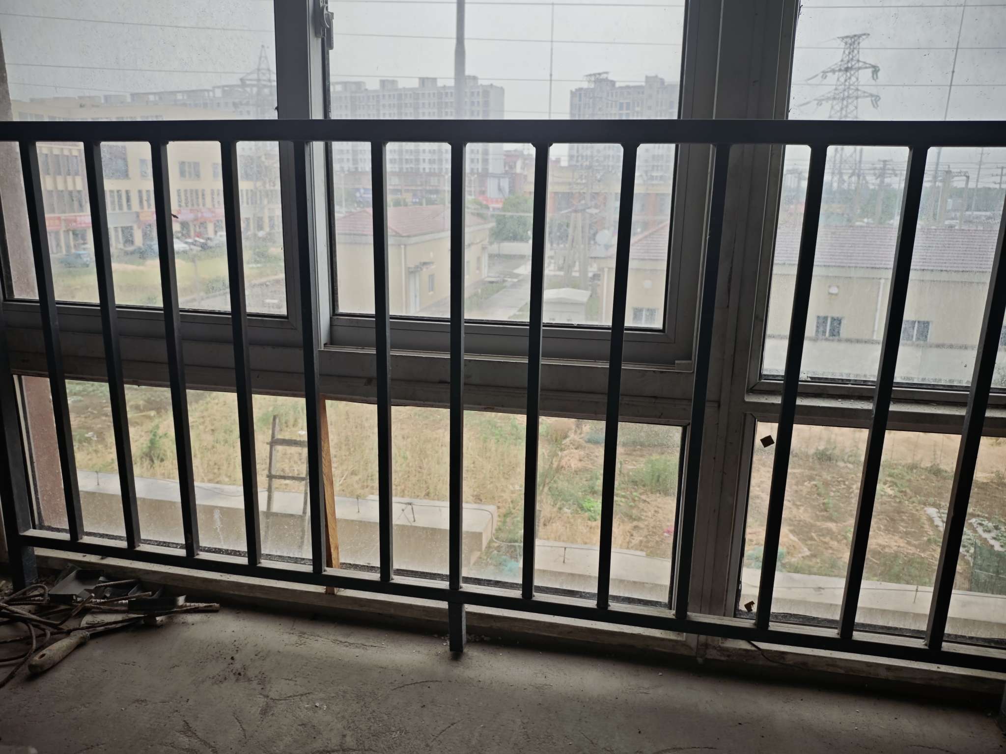 万盛阳光城市 101平 三室两厅 毛坯房 配套齐全购物便捷_7