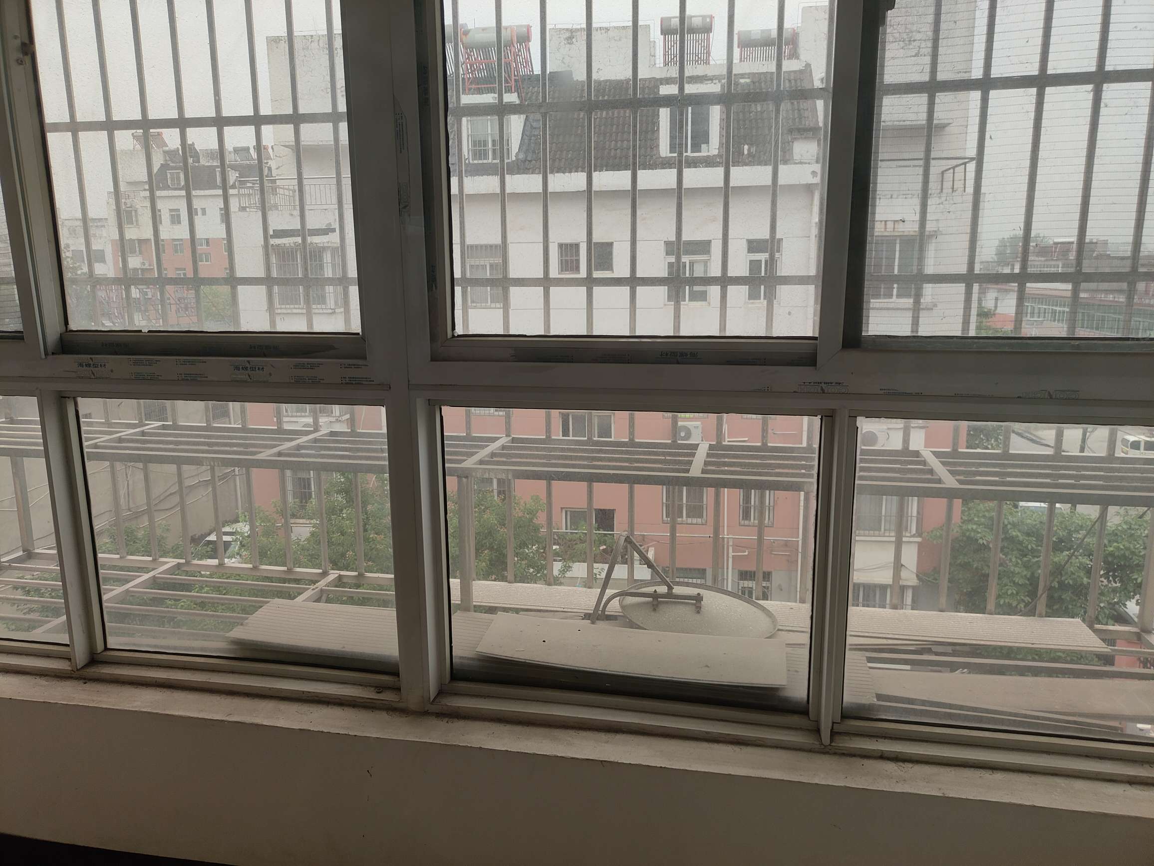 南苑三楼两室两厅简装交通便利_11