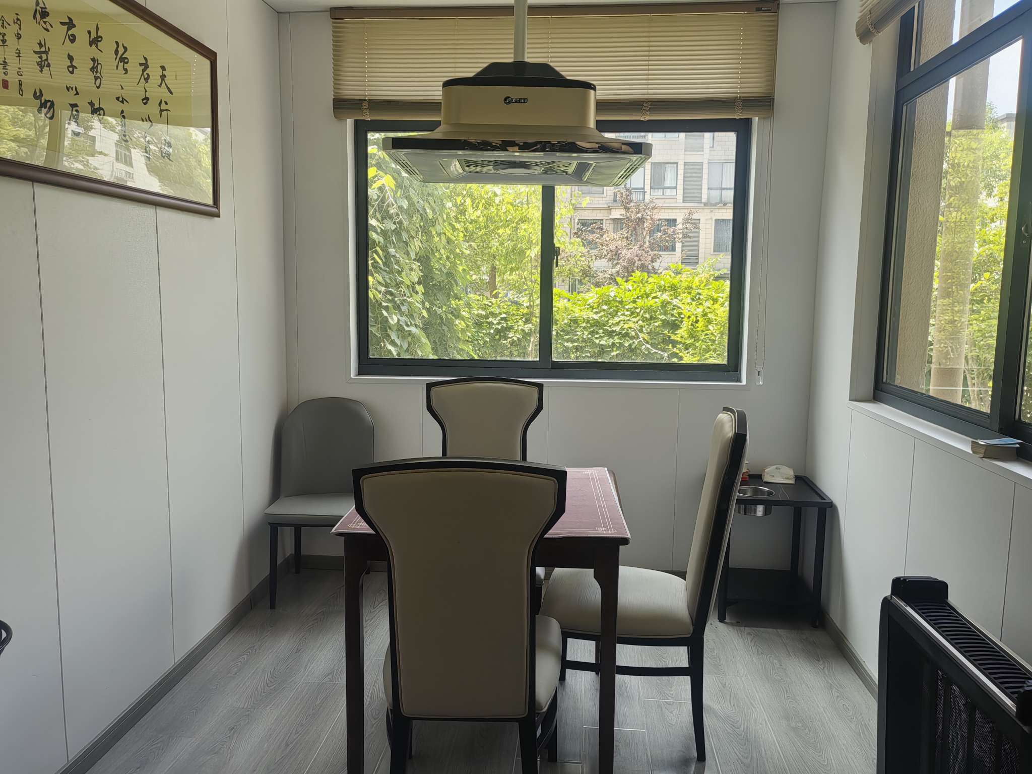 一品山南 ，精装修五房，环境优美带前后大院，适合办公、做会所_13