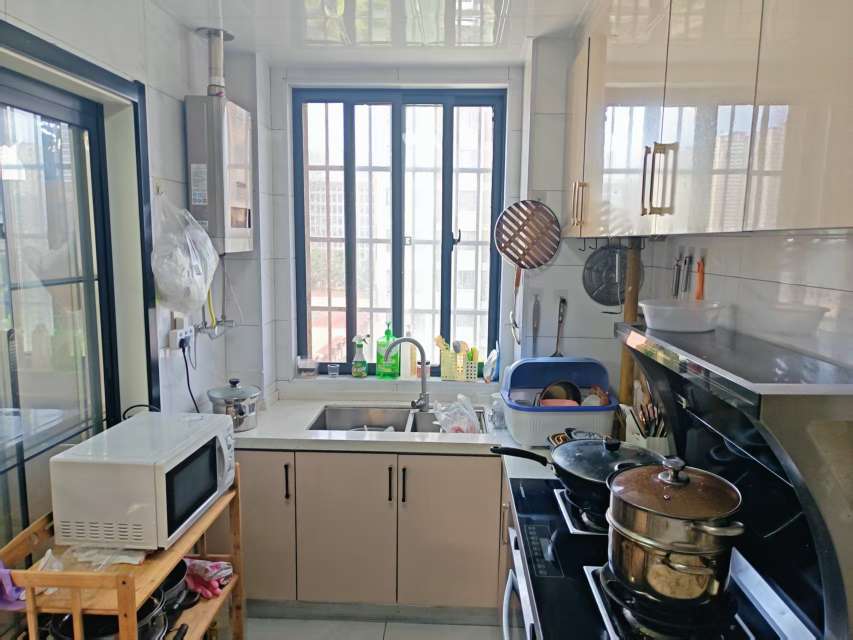 远宏书香 120平 精装三室两厅 学区房满两年 随时看房_8