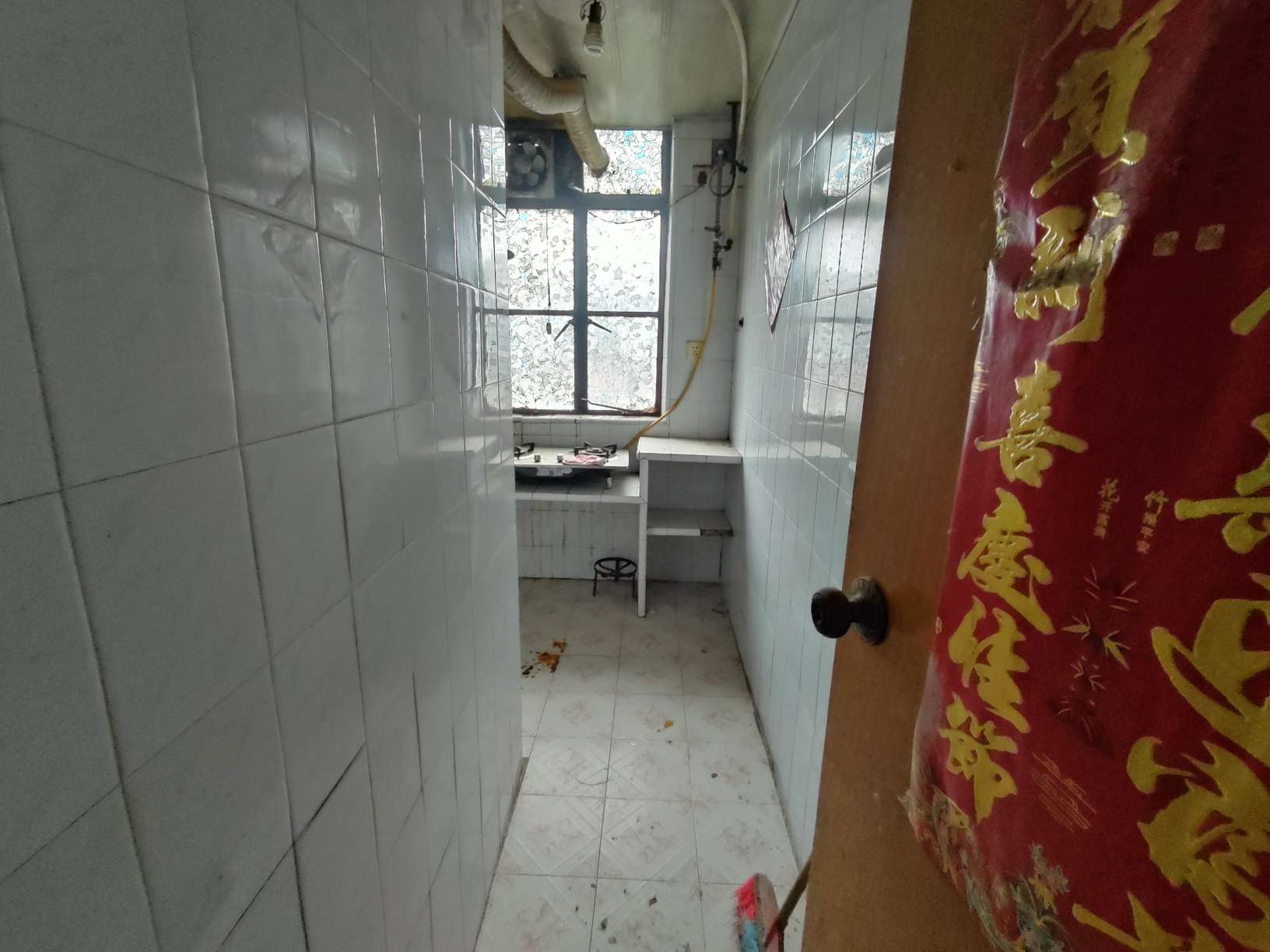 文明小区三角花园 46平 南向一室 满两年 交通便利_5
