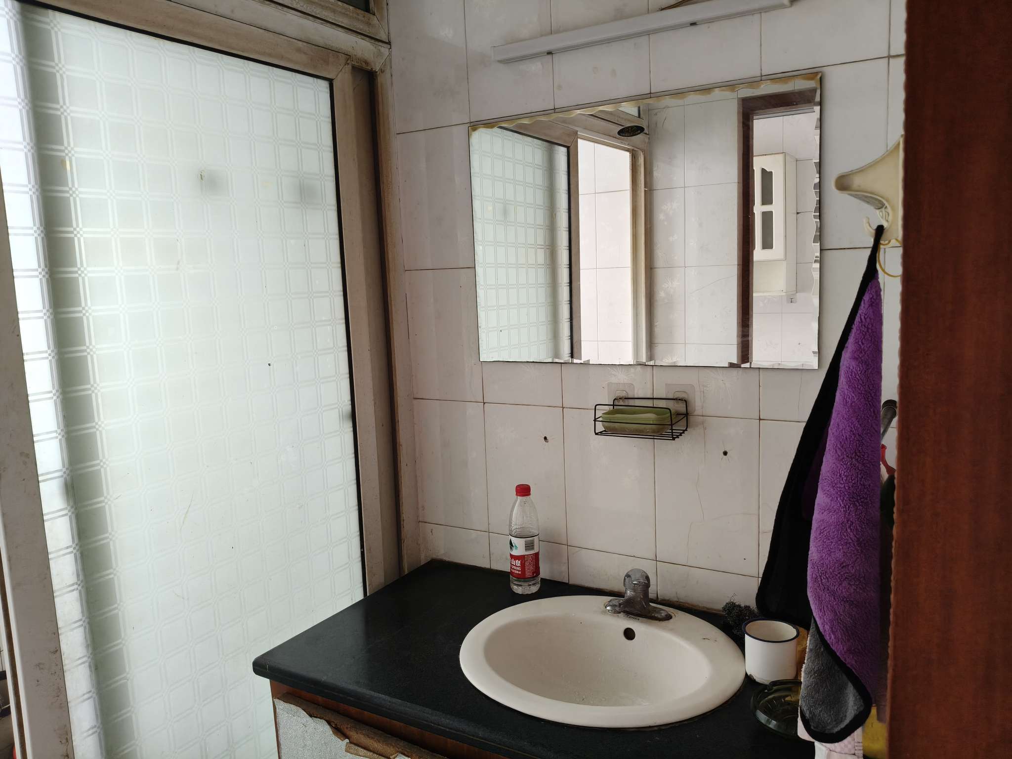 电建一公司 76平两室一厅 南北通透 简装出租 交通便利_11