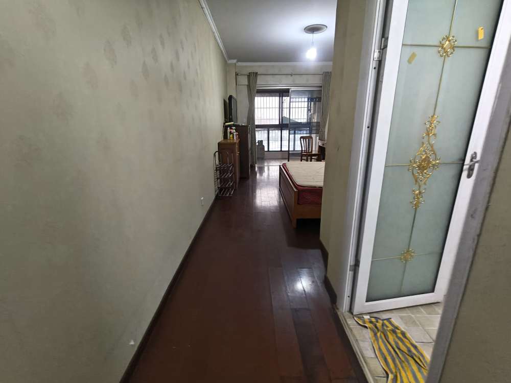 金地月伴湾一区精装公寓，一室一厅，急售_5