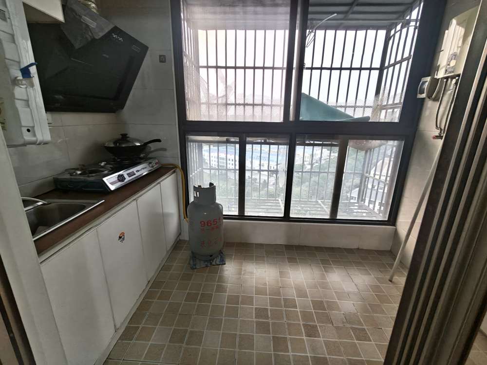金地月伴湾一区精装公寓，一室一厅，急售_7