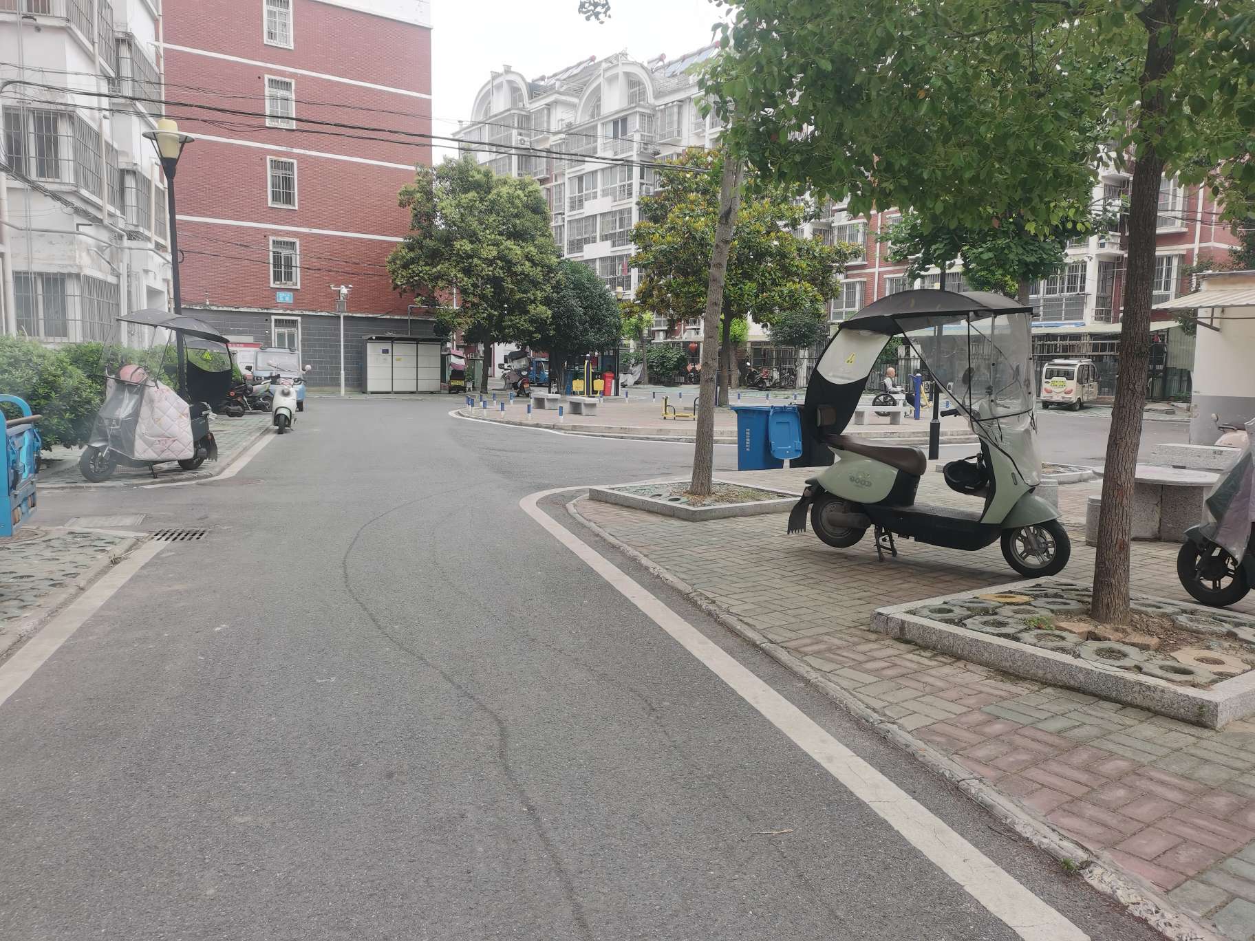 荷苑小区 90平 简装两居 南北通透 交通便利_9