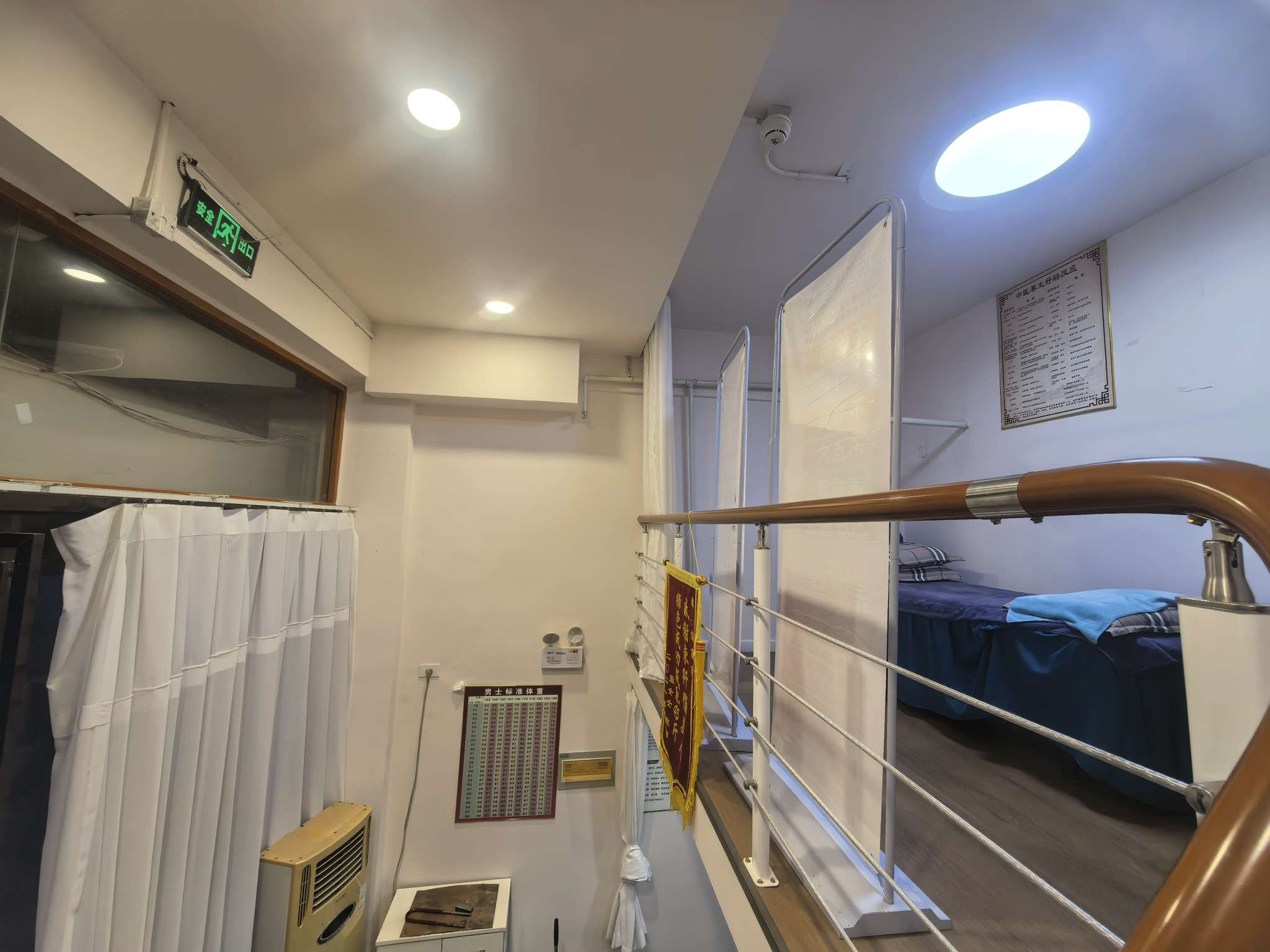 山南新区山铺32平米内街一楼房东贴钱出售_9