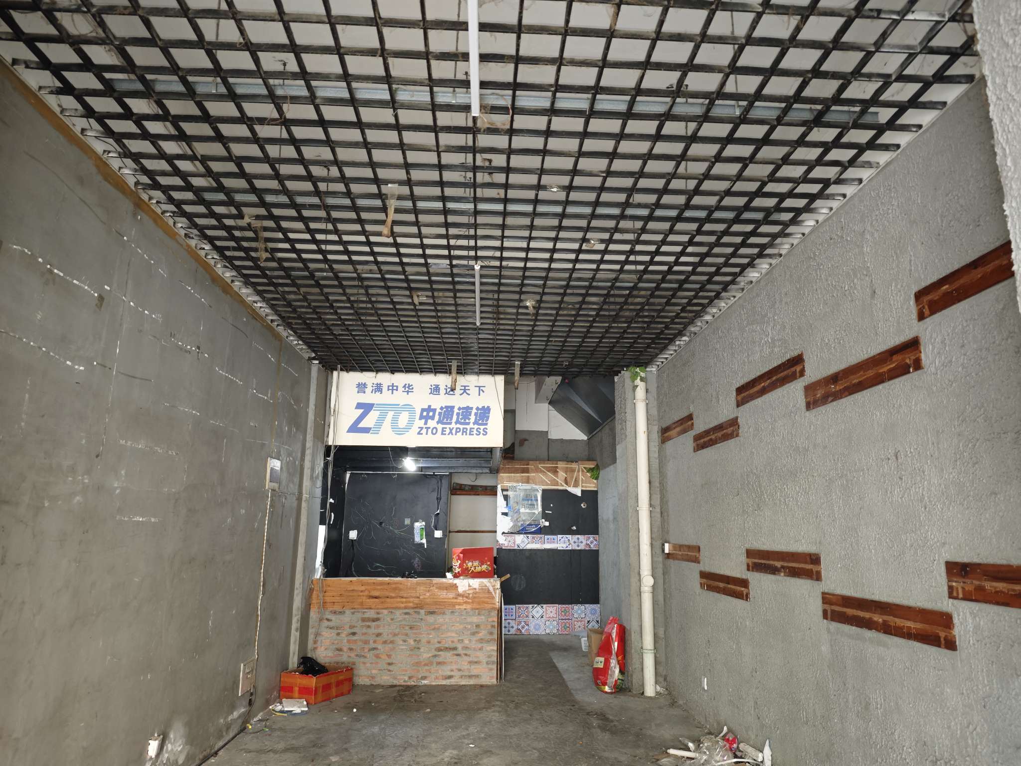 银鹭万树城 49平临街商铺 优质地段有上下水_5