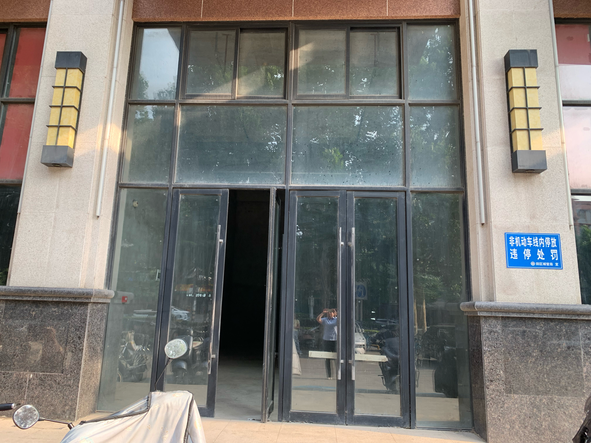 舜耕中都 81平临街商铺 人流密集 毛坯自由装修_12