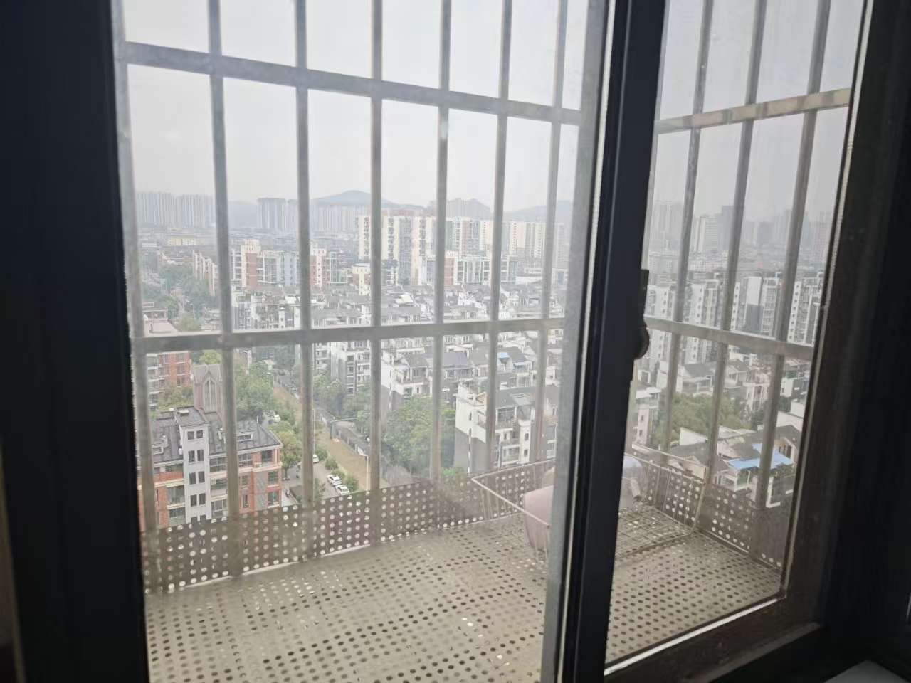 金地国际城A区 52平 精装两居 交通便利 随时看房_7