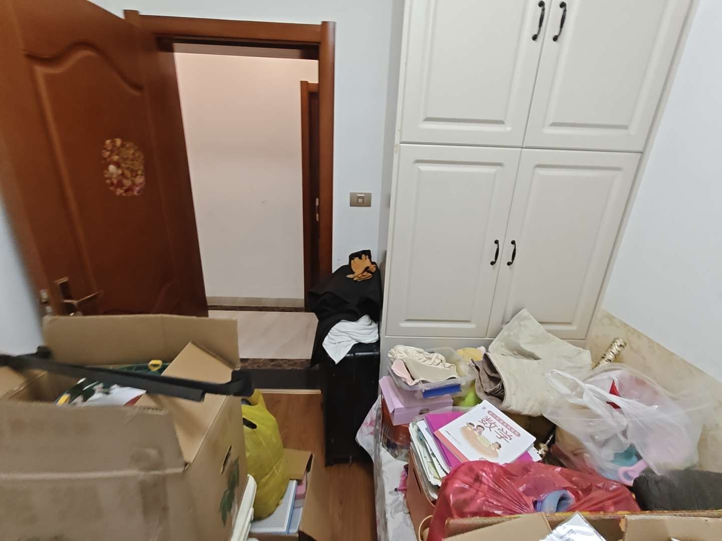 万达广场 97平 精装三室 交通便利配套齐全_13